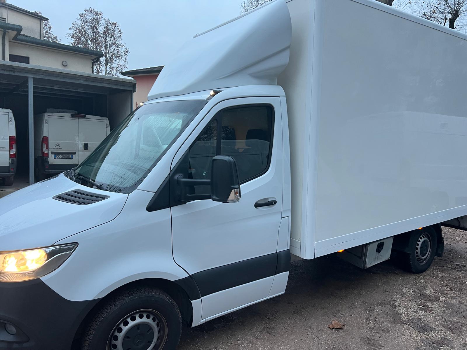 MERCEDES SPRINTER 2.2 150CV CASSONE IN LEGA - 2024