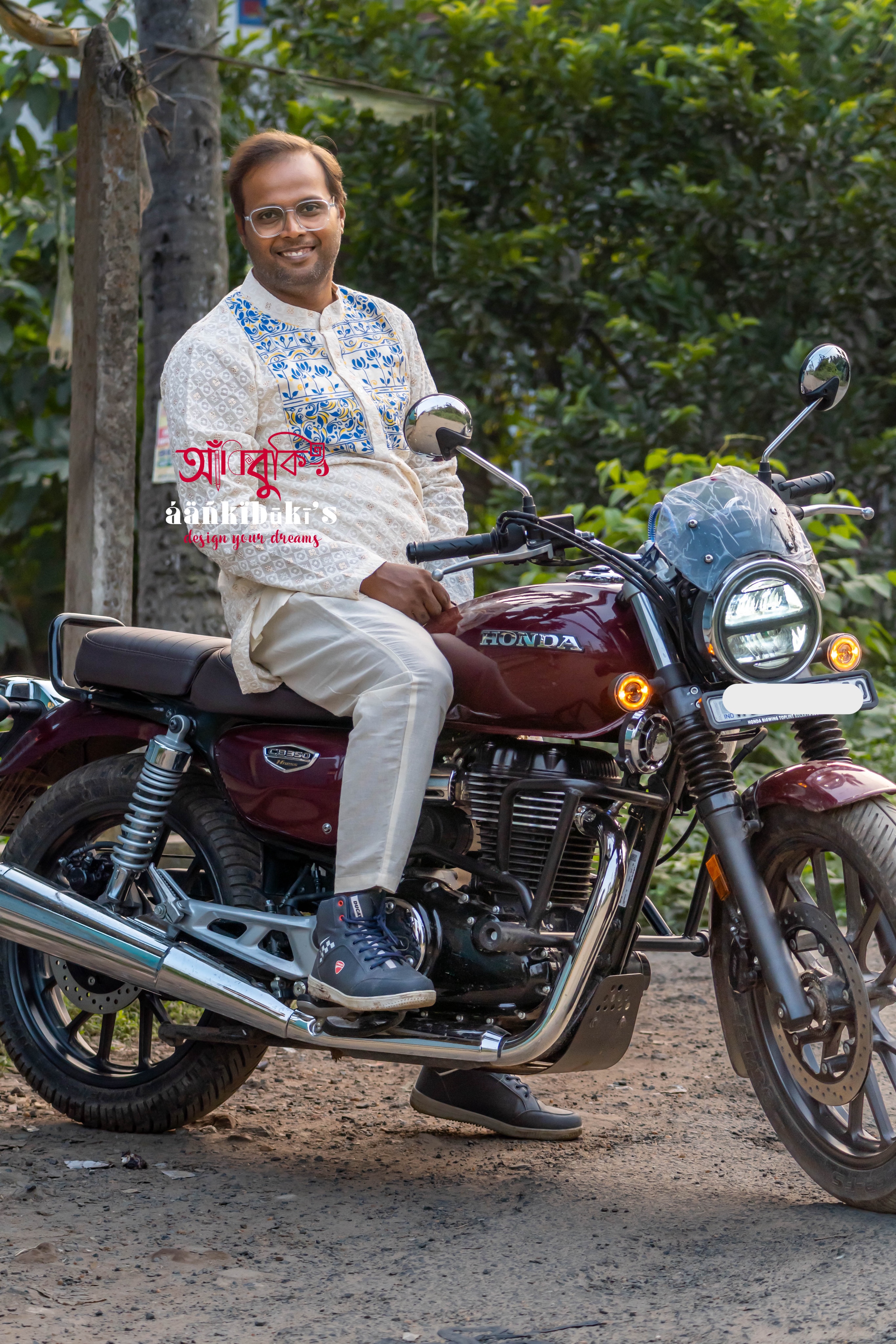 Mens  Hand-painted Traditional Kurta Set