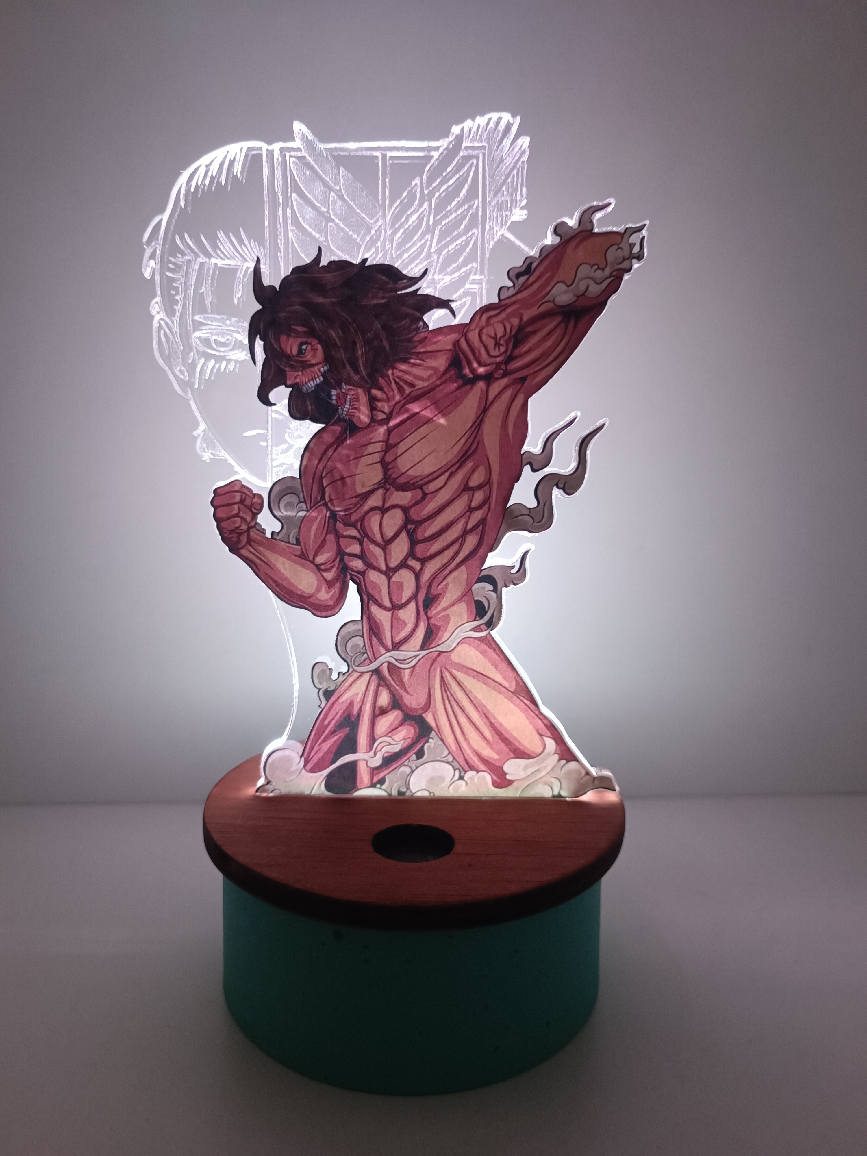 Lámpara Acrílico Ataque a los Titanes