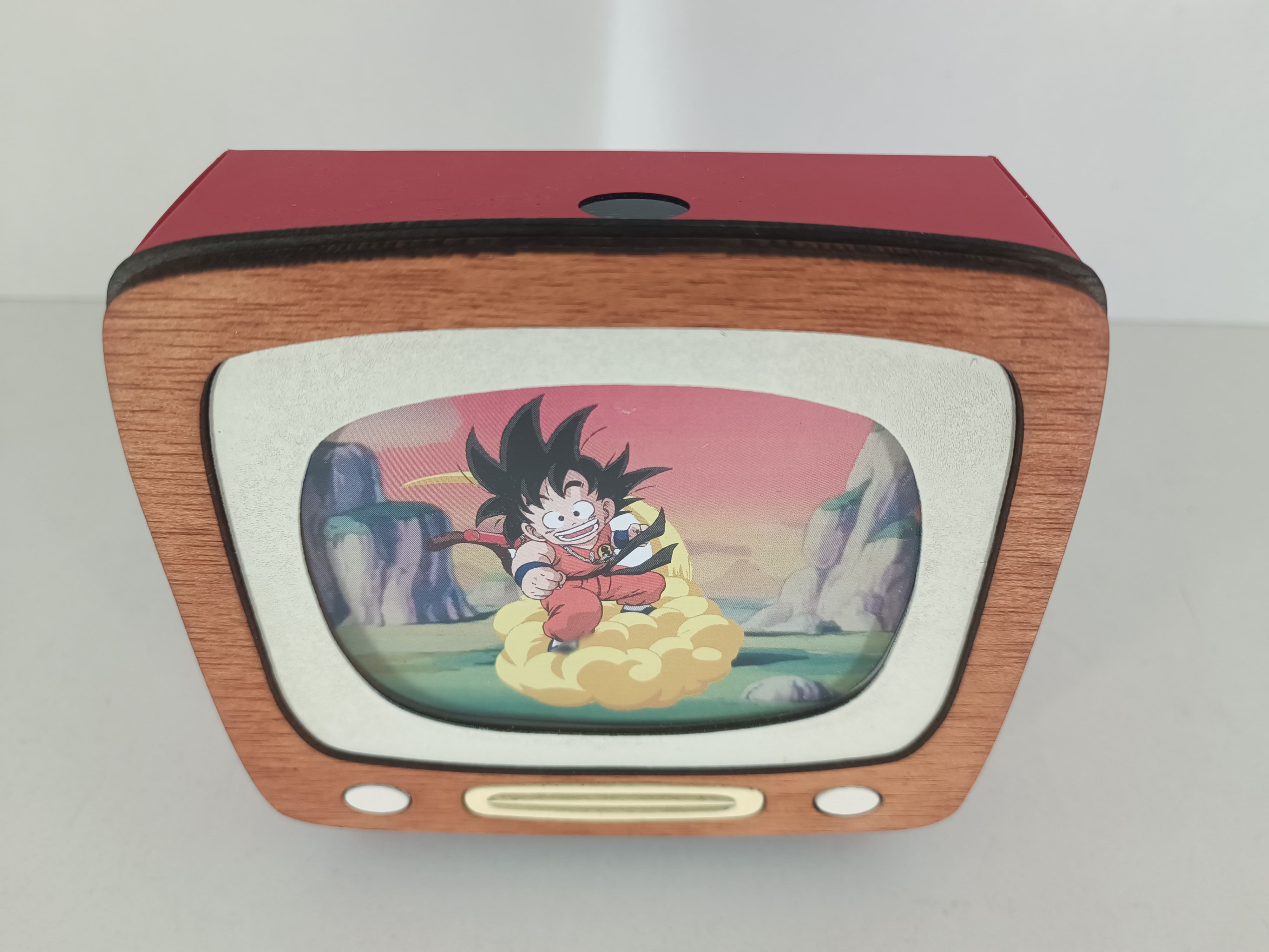 Lámpara TV Goku (Dragon Ball)