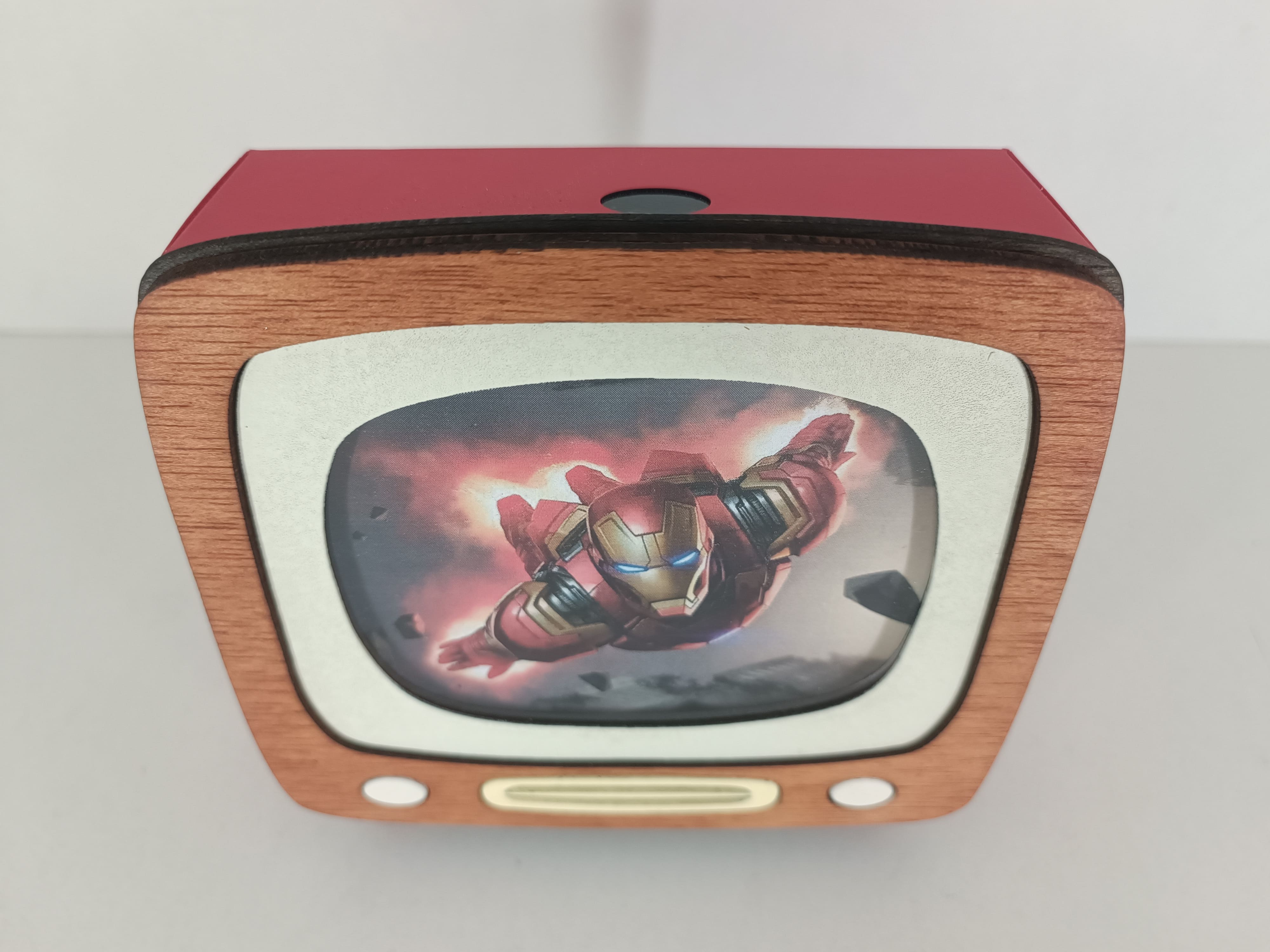 Lámpara TV Ironman Tony Stark (Marvel)