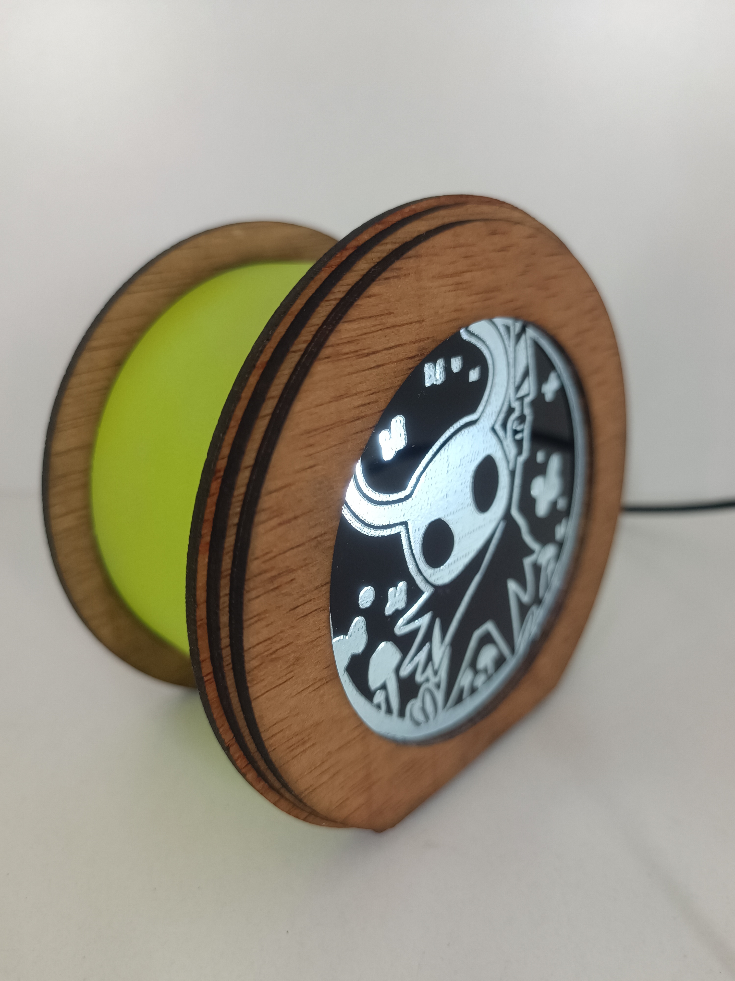 Lámpara Casita Hollow Knight