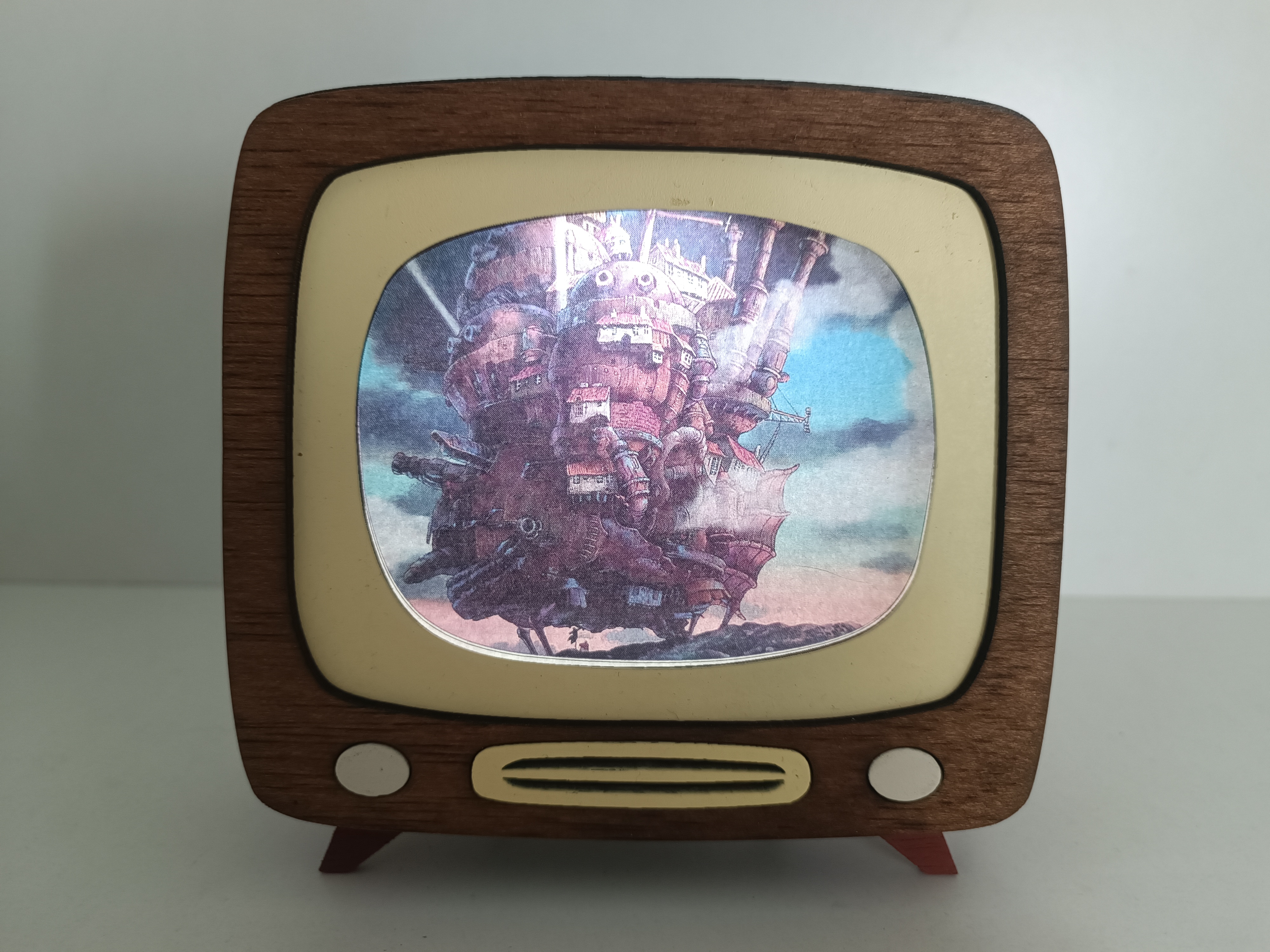 Lámpara TV El Castillo Ambulante