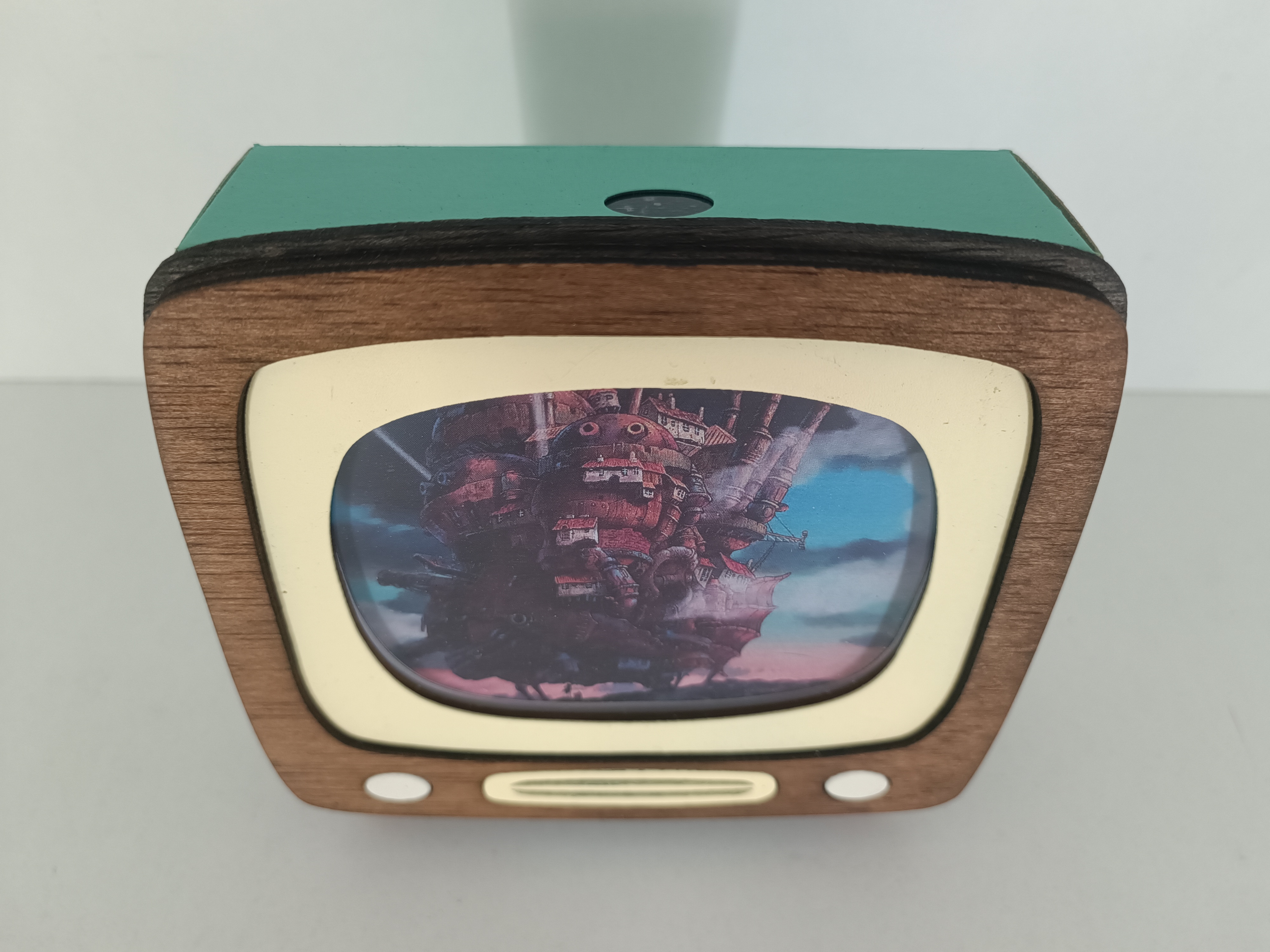 Lámpara TV El Castillo Ambulante
