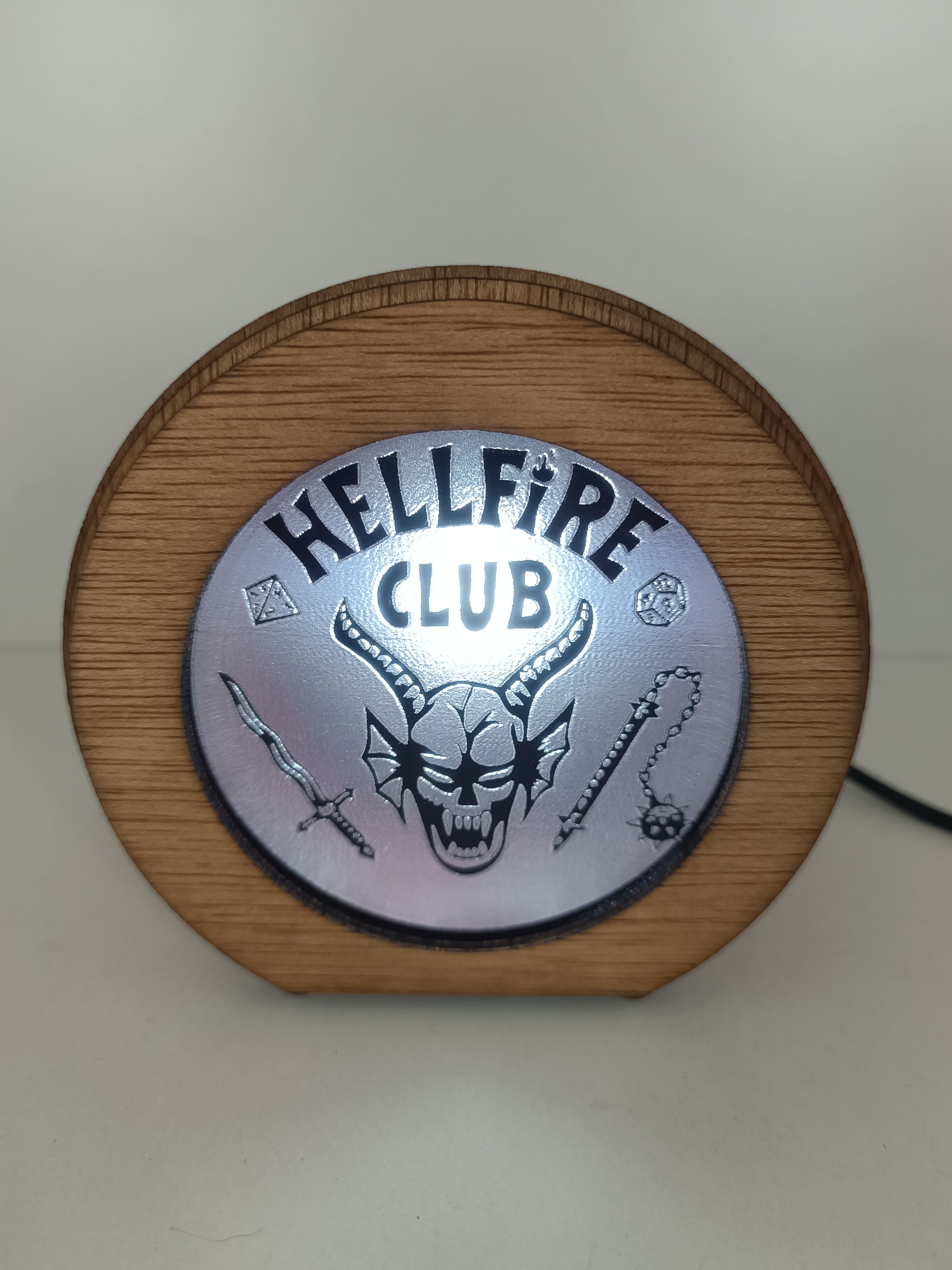 Lámpara Casita Stranger Things (Hellfire Club)