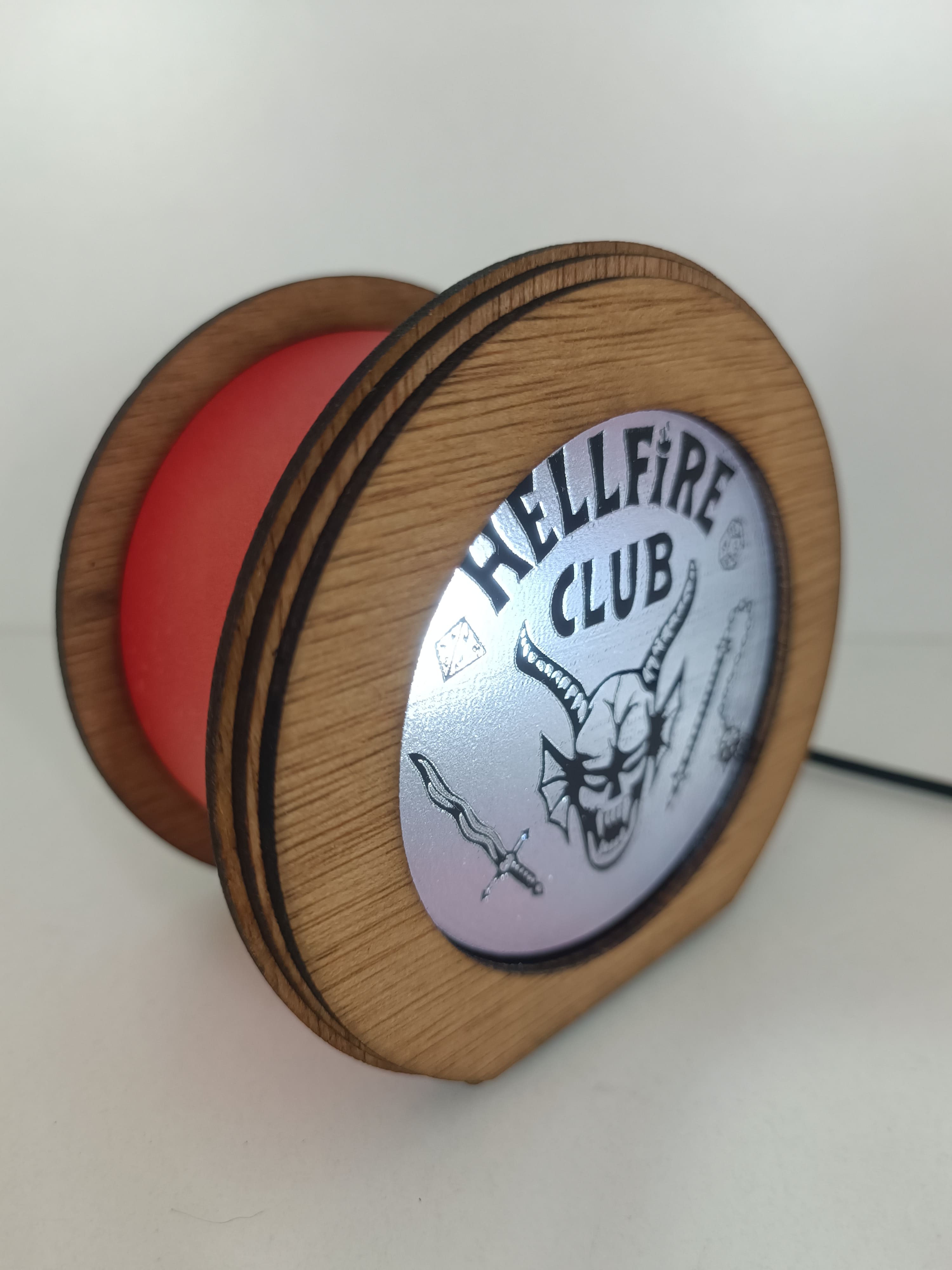 Lámpara Casita Stranger Things (Hellfire Club)