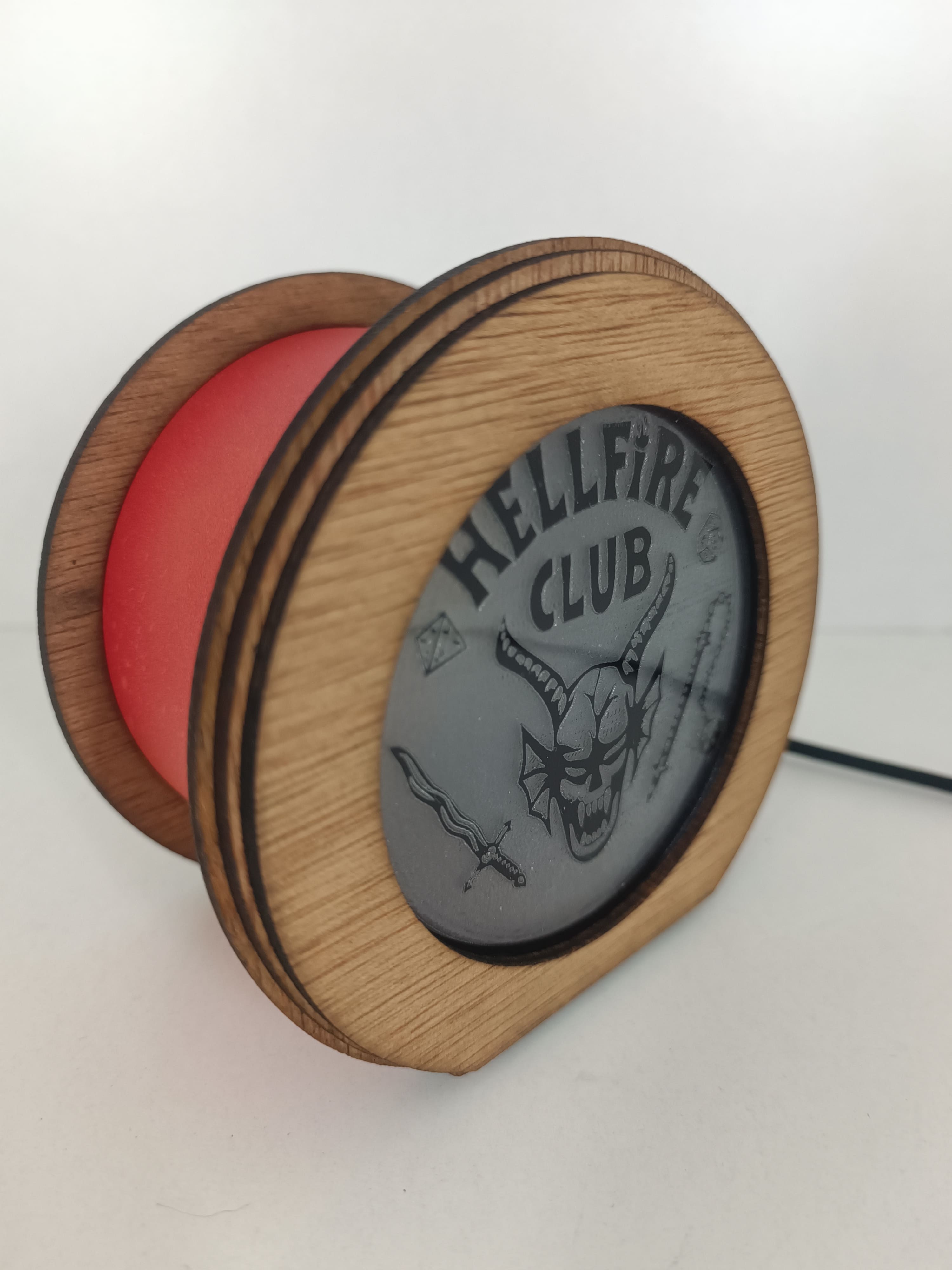 Lámpara Casita Stranger Things (Hellfire Club)
