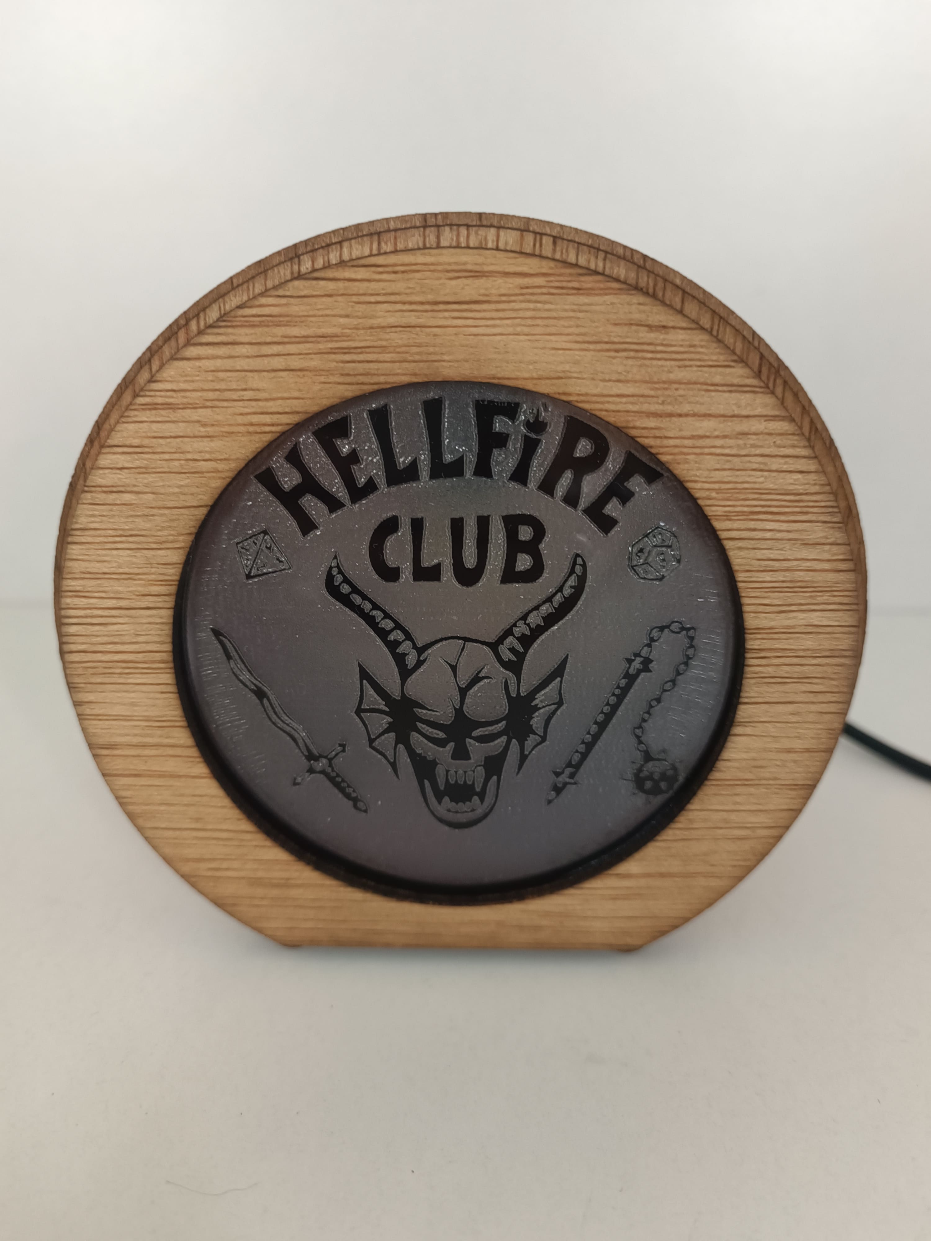 Lámpara Casita Stranger Things (Hellfire Club)