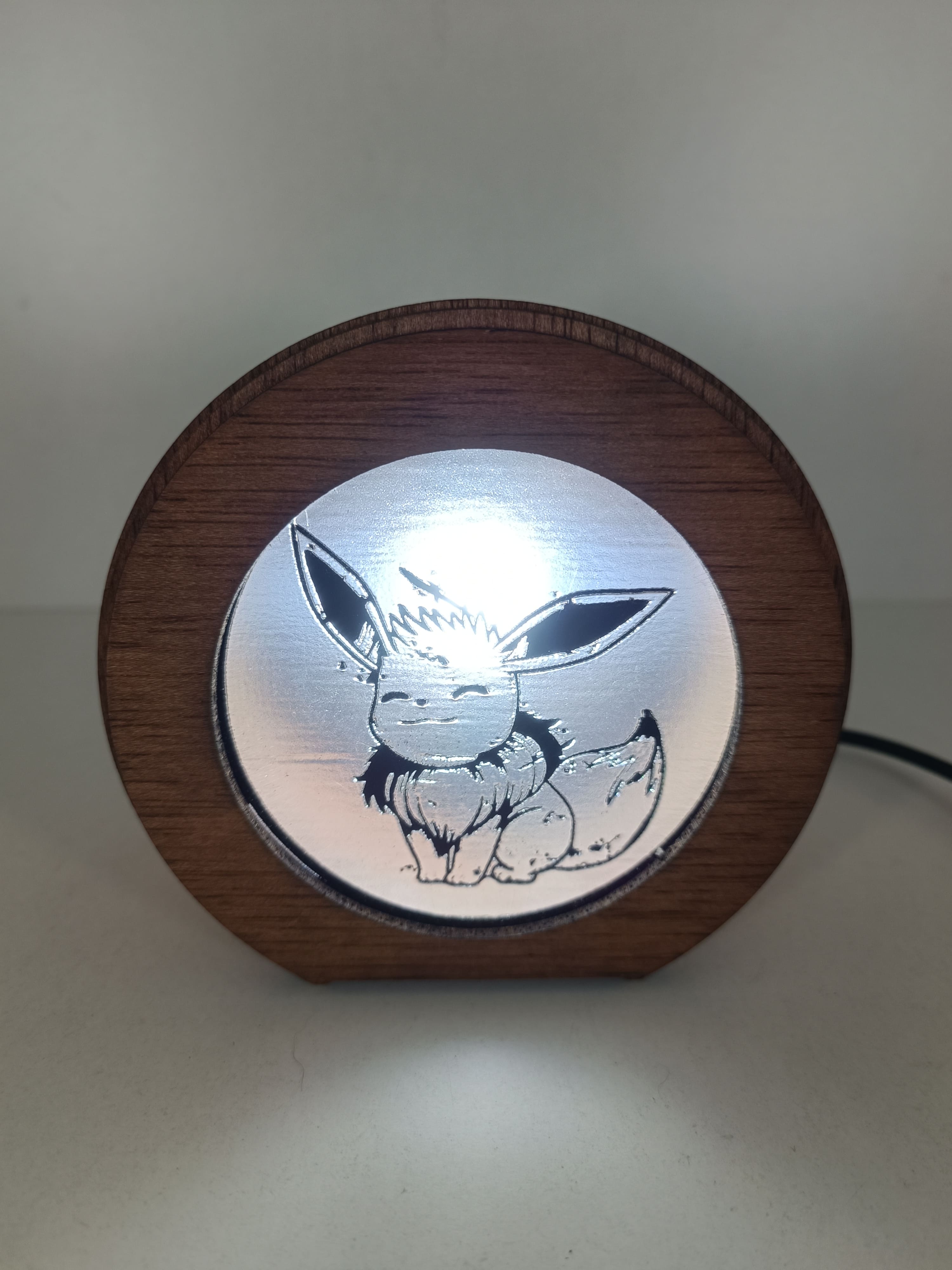 Lámpara Casita Eevee (Pokémon)