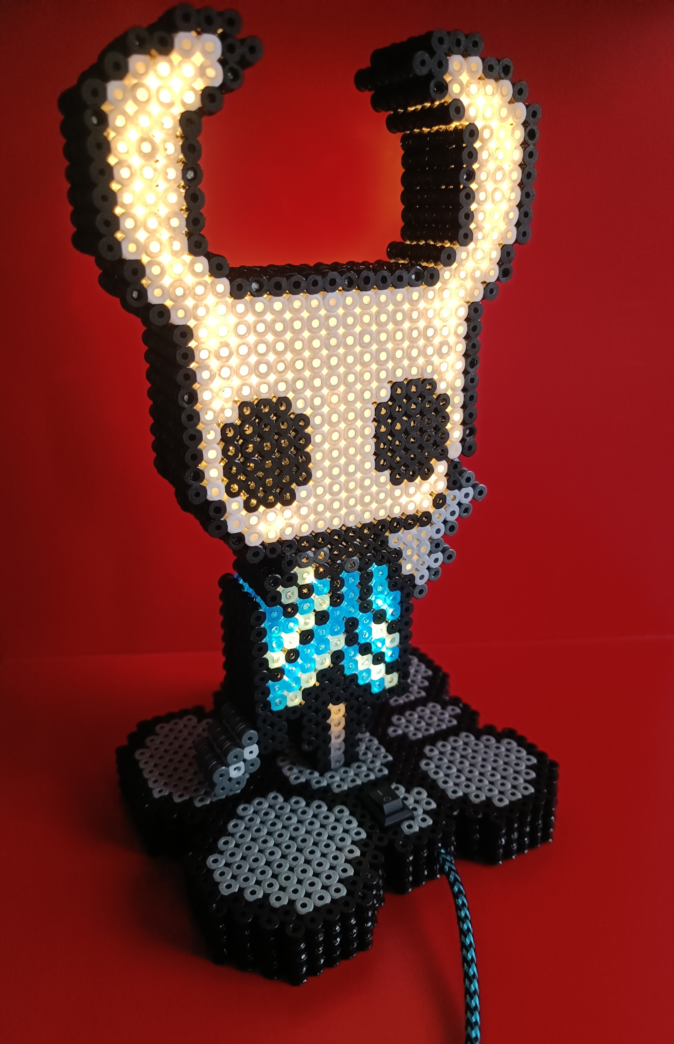 Lámpara Pixel Caballero Hollow Knight