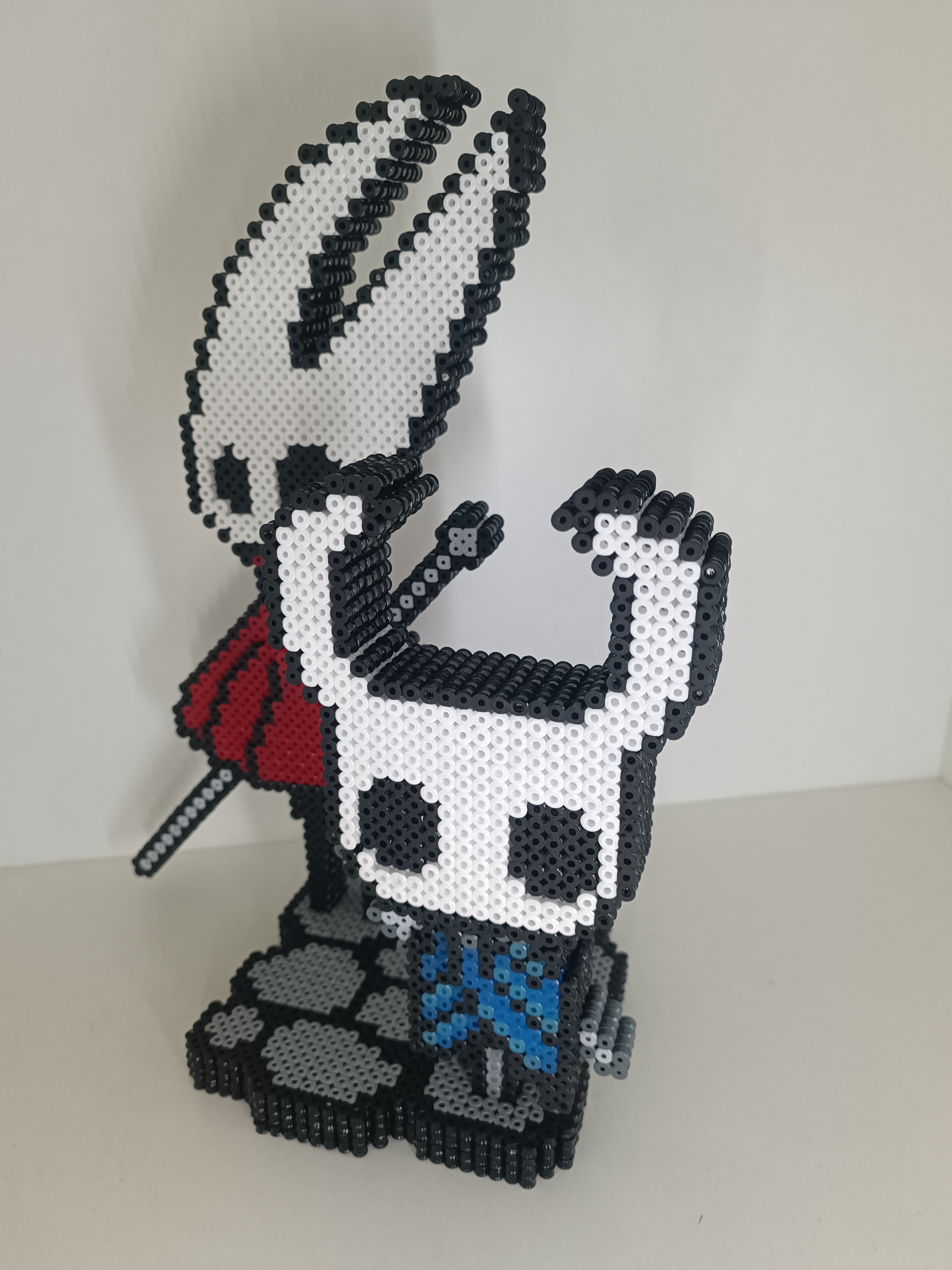 Lámpara Pixel Caballero y Hornet Hollow Knight