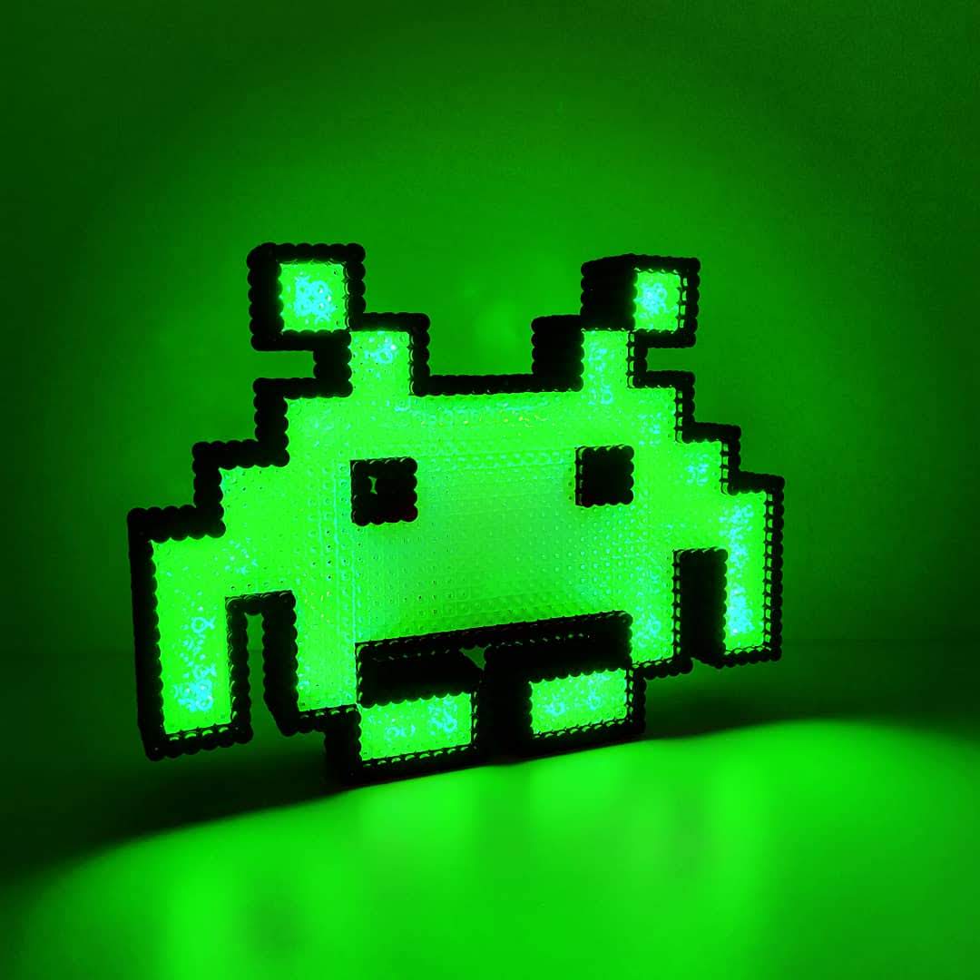 Lámpara Pixel Space Invaders