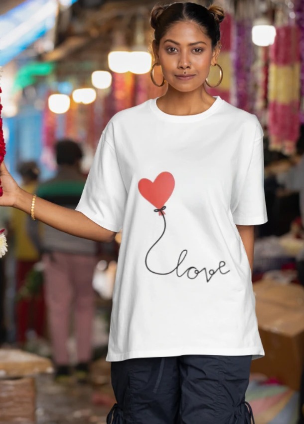 Love Floats - Unisex T-shirt
