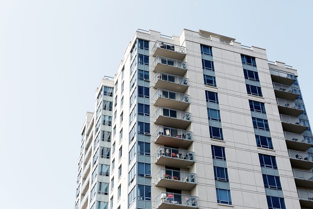 1-bedroom condo with 1 bath. 