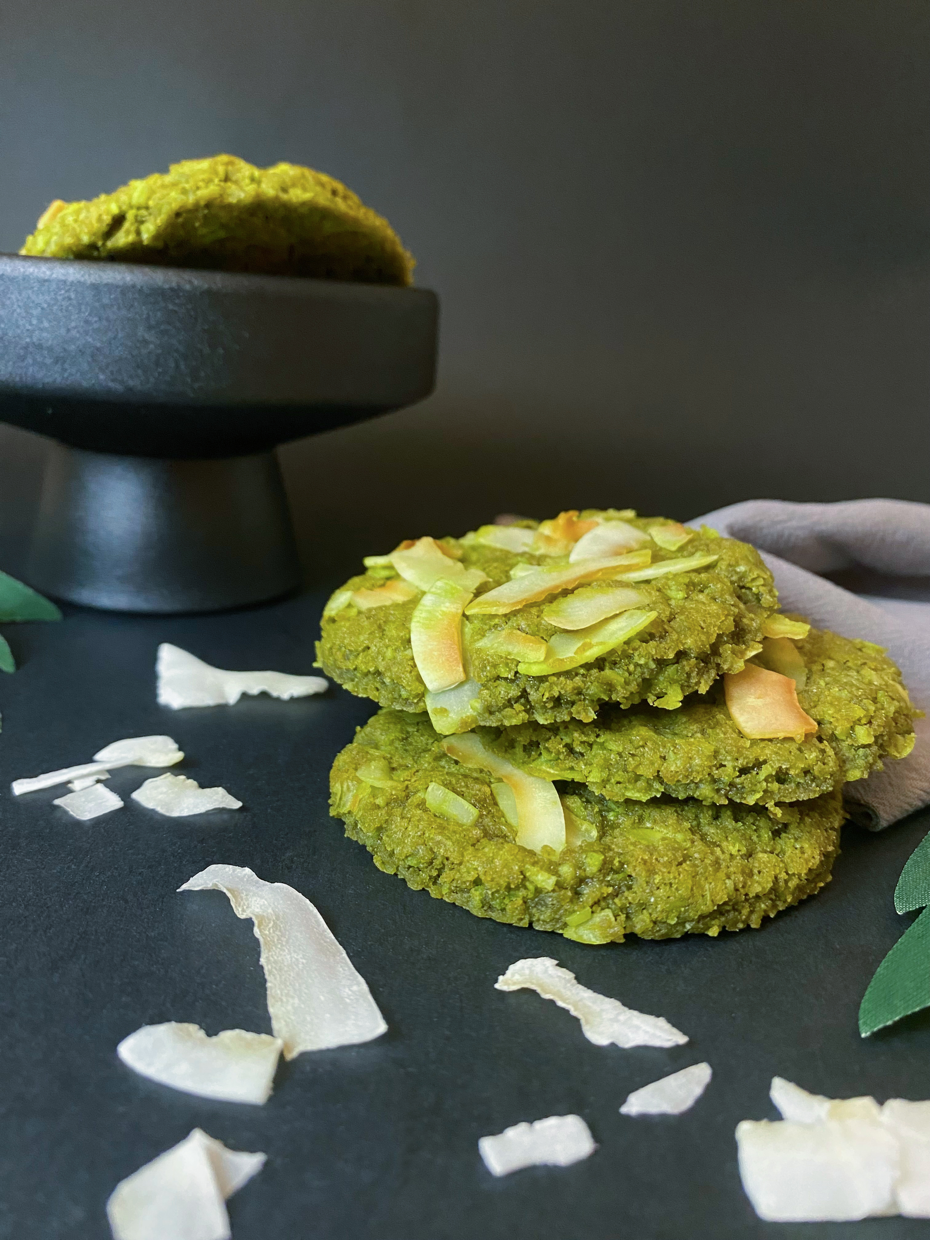 Matcha Chewy Coconut Cookie