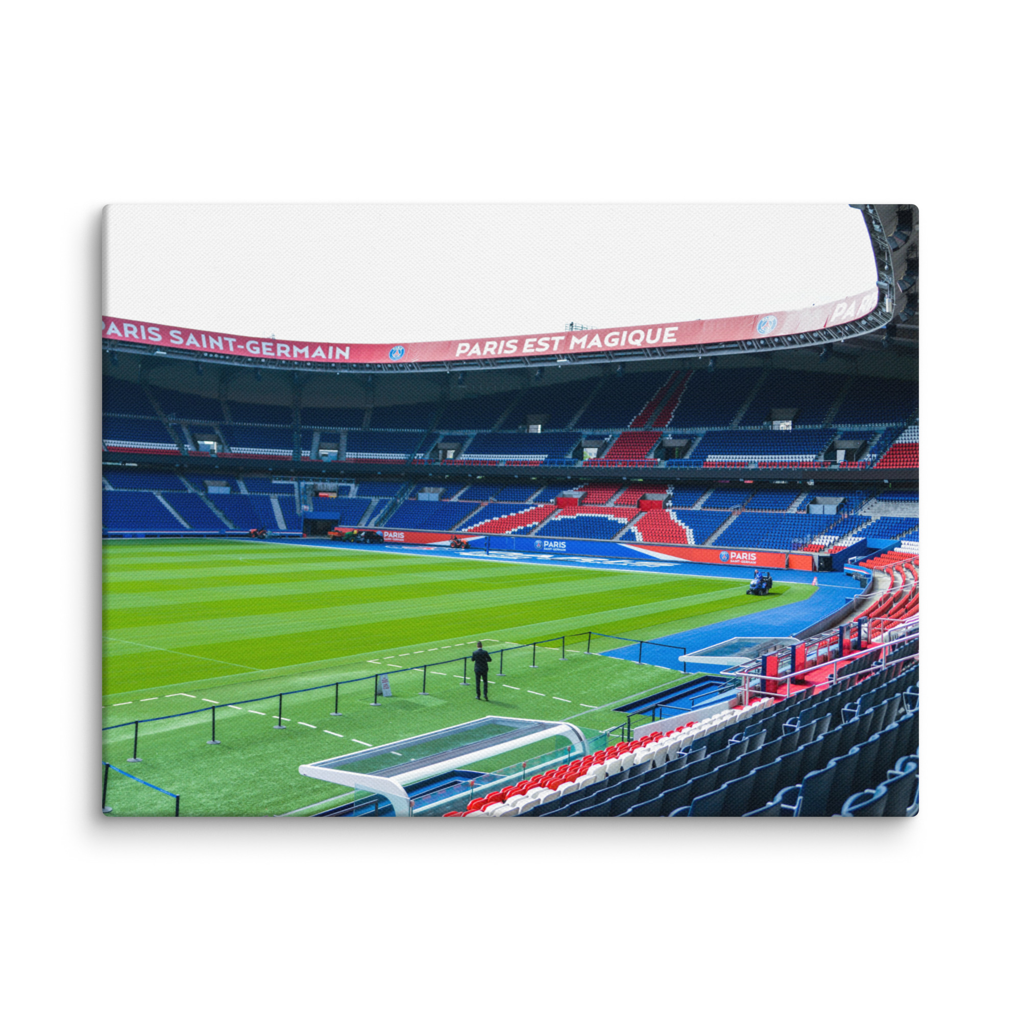 Toile Décorative – "L'Antre de la Ferveur"