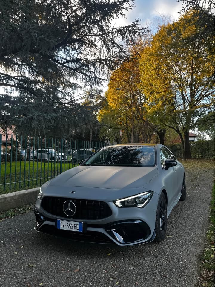  MERCEDES-BENZ