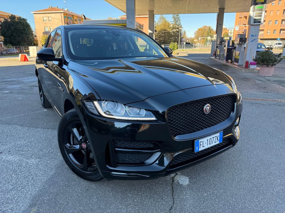 Jaguar type F 2017