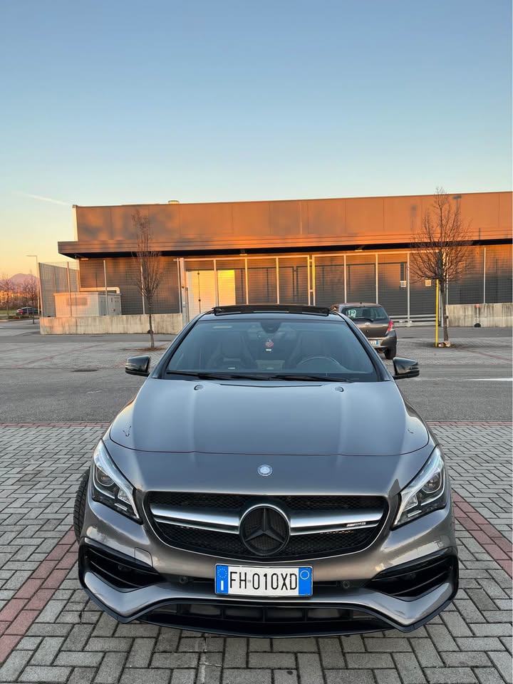 MERCEDES-BENZ CLA 45 AMG 2017
