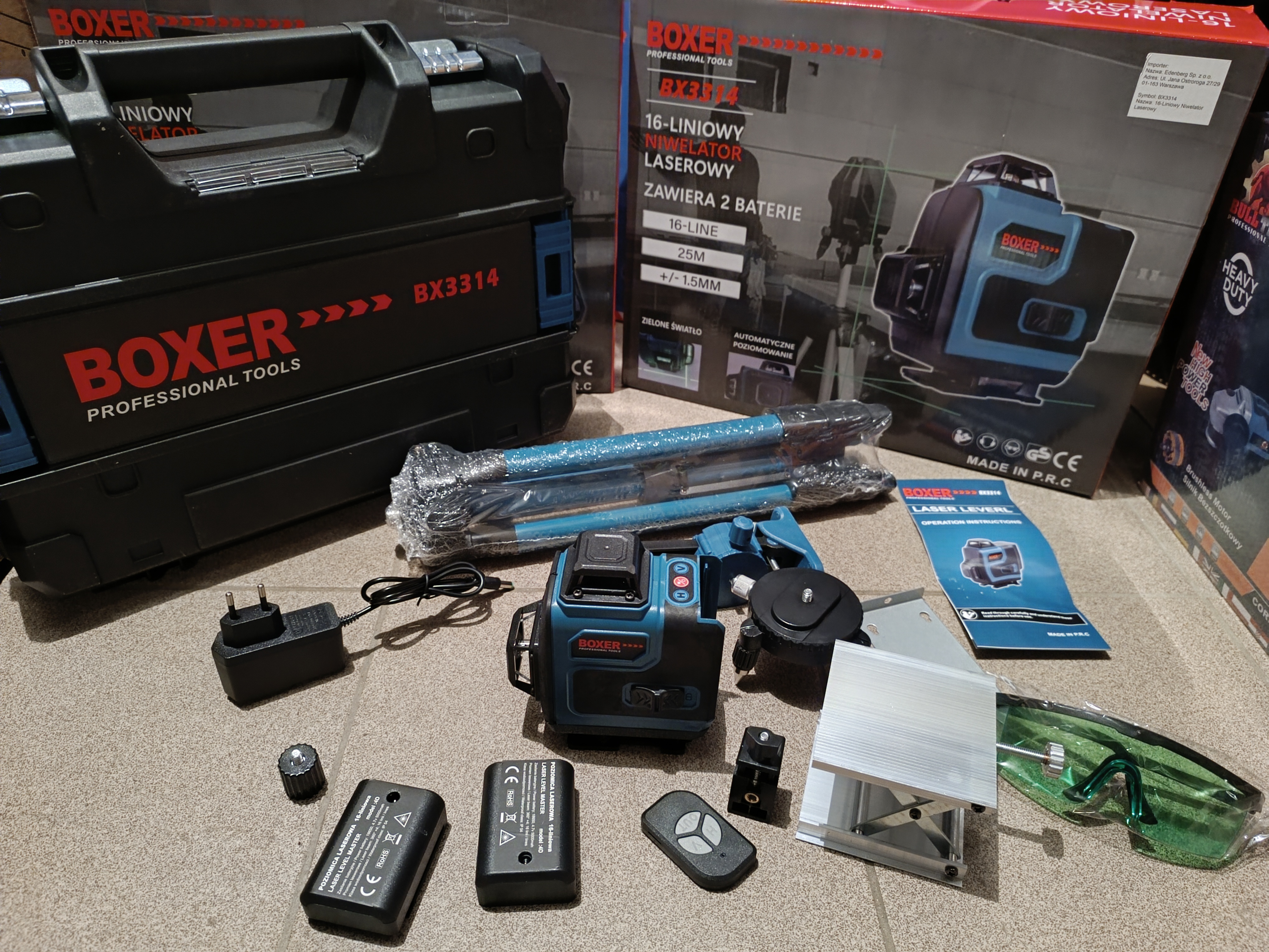 Lazerinis nivelyras 4D 16 linijų su trikoju BOXER BX-3314