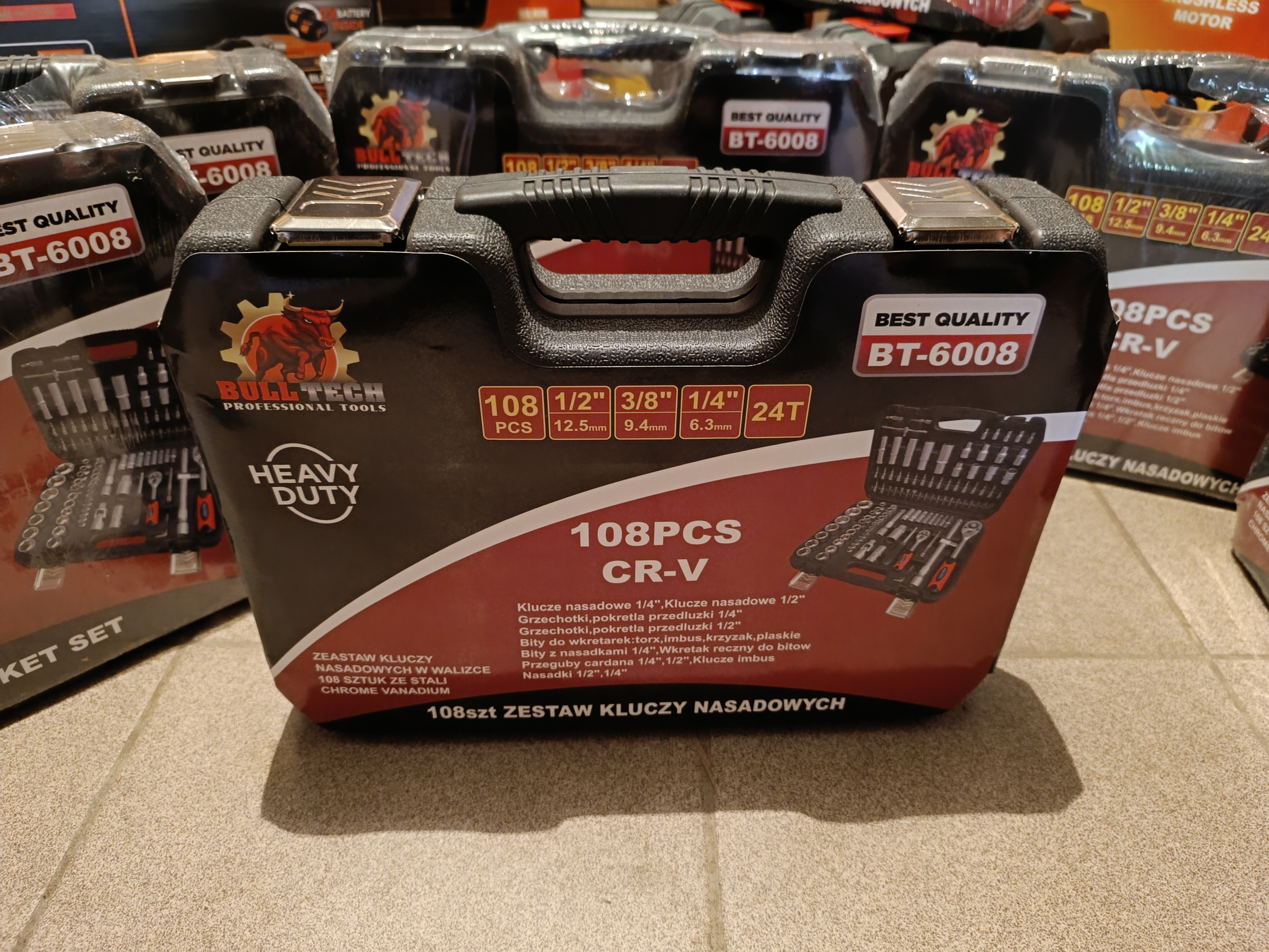 Galvučių ir įrankių rinkinys BULL TECH BT-6008 108 dalių