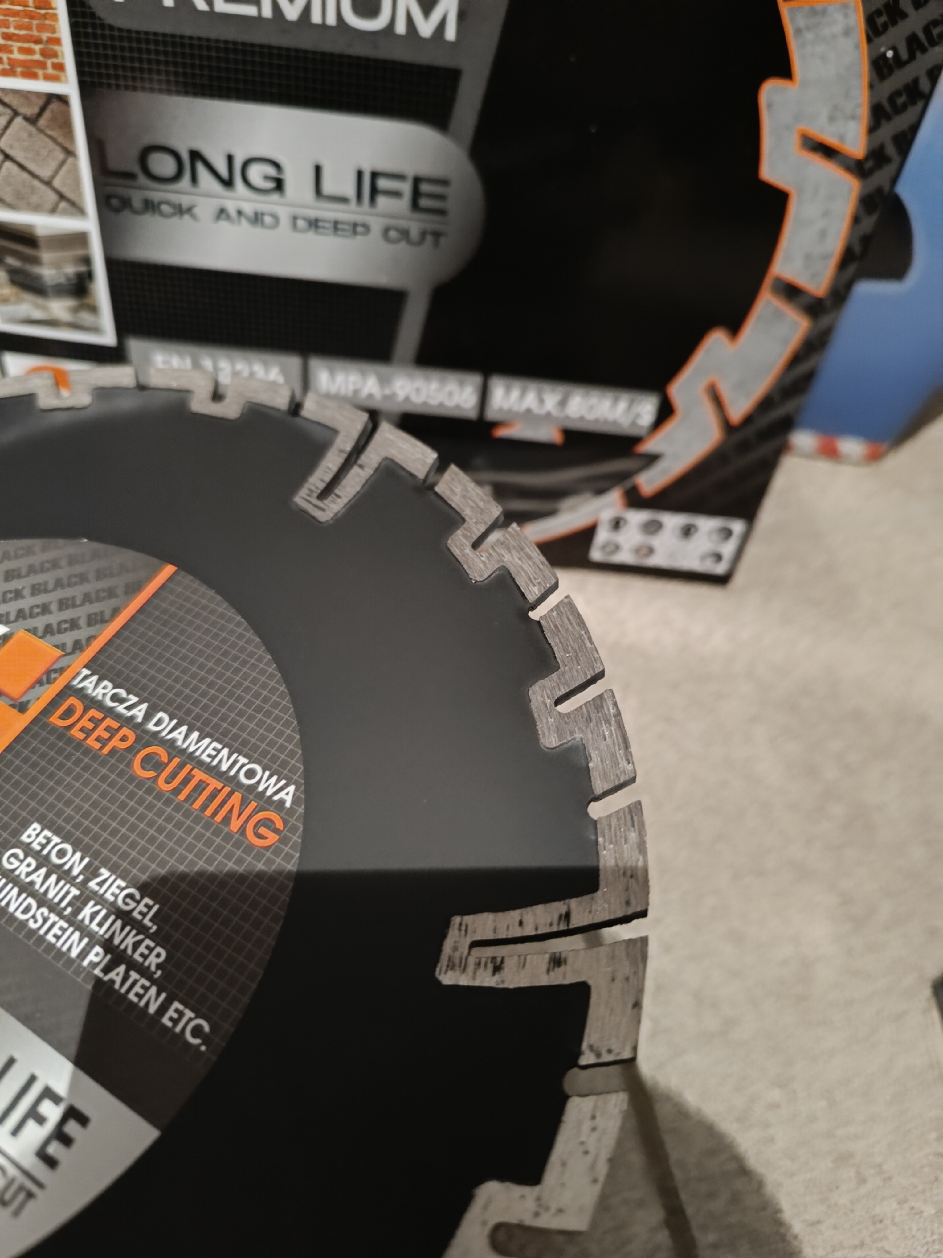 Deimantinis akmens ir betono pjovimo diskas BLACK 230mm