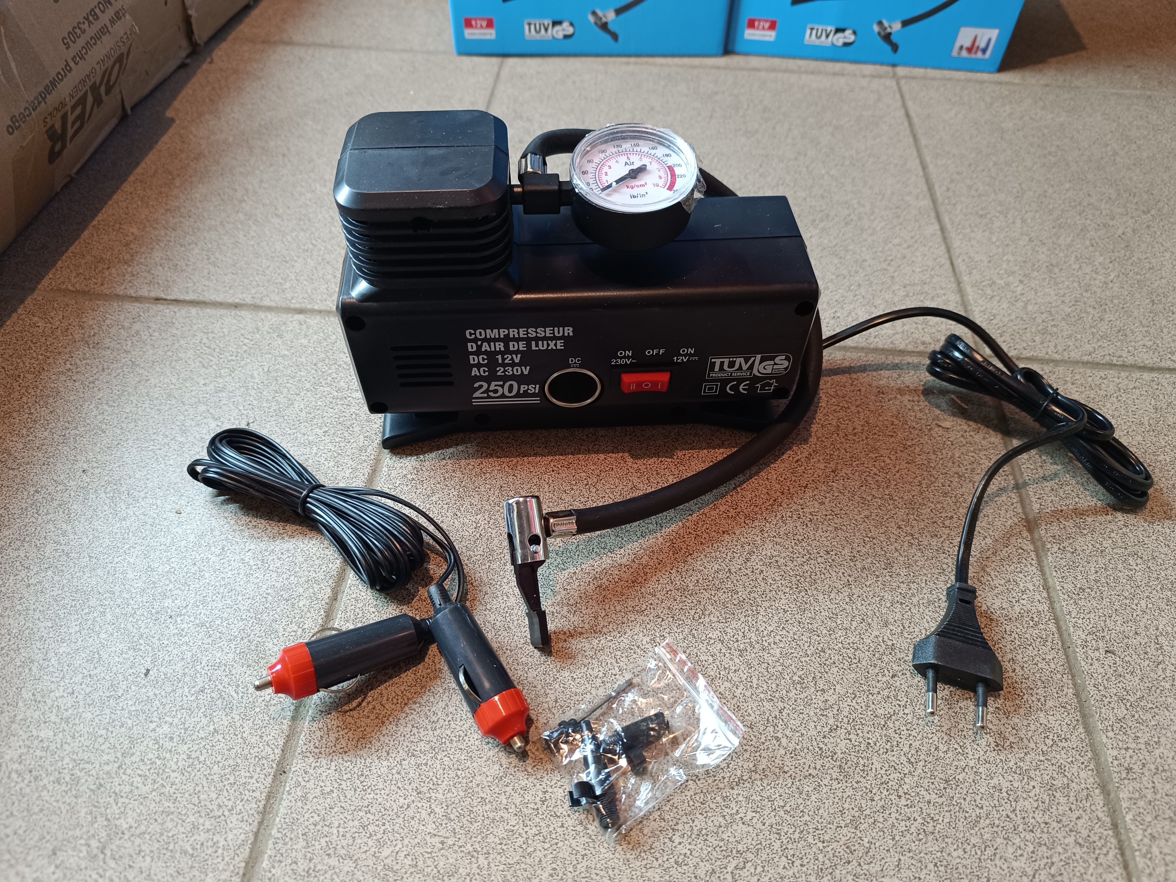 Automobilinis oro kompresorius 220V/12V