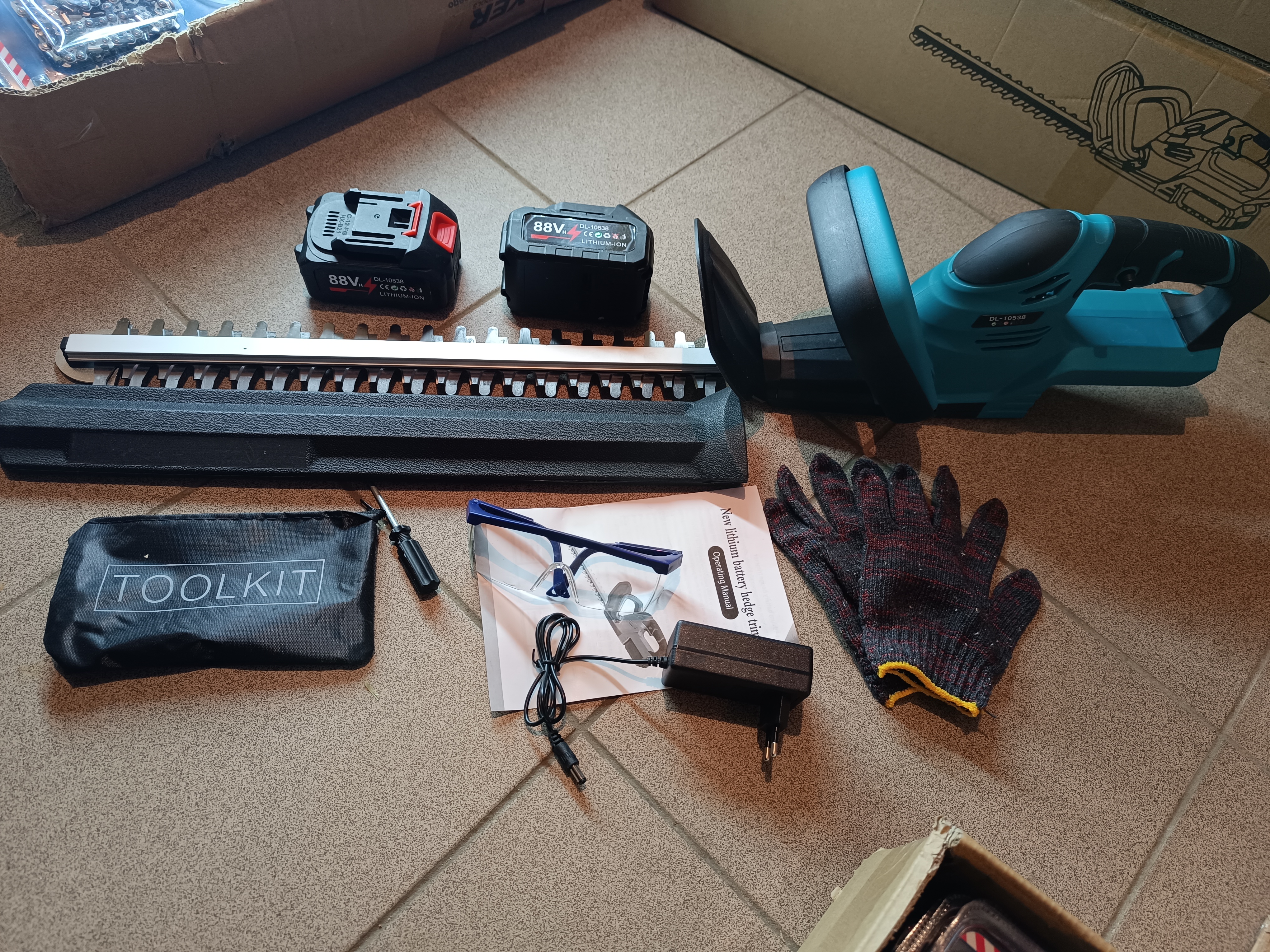 Akumuliatorinė krūmapjovė 88V DL-10538