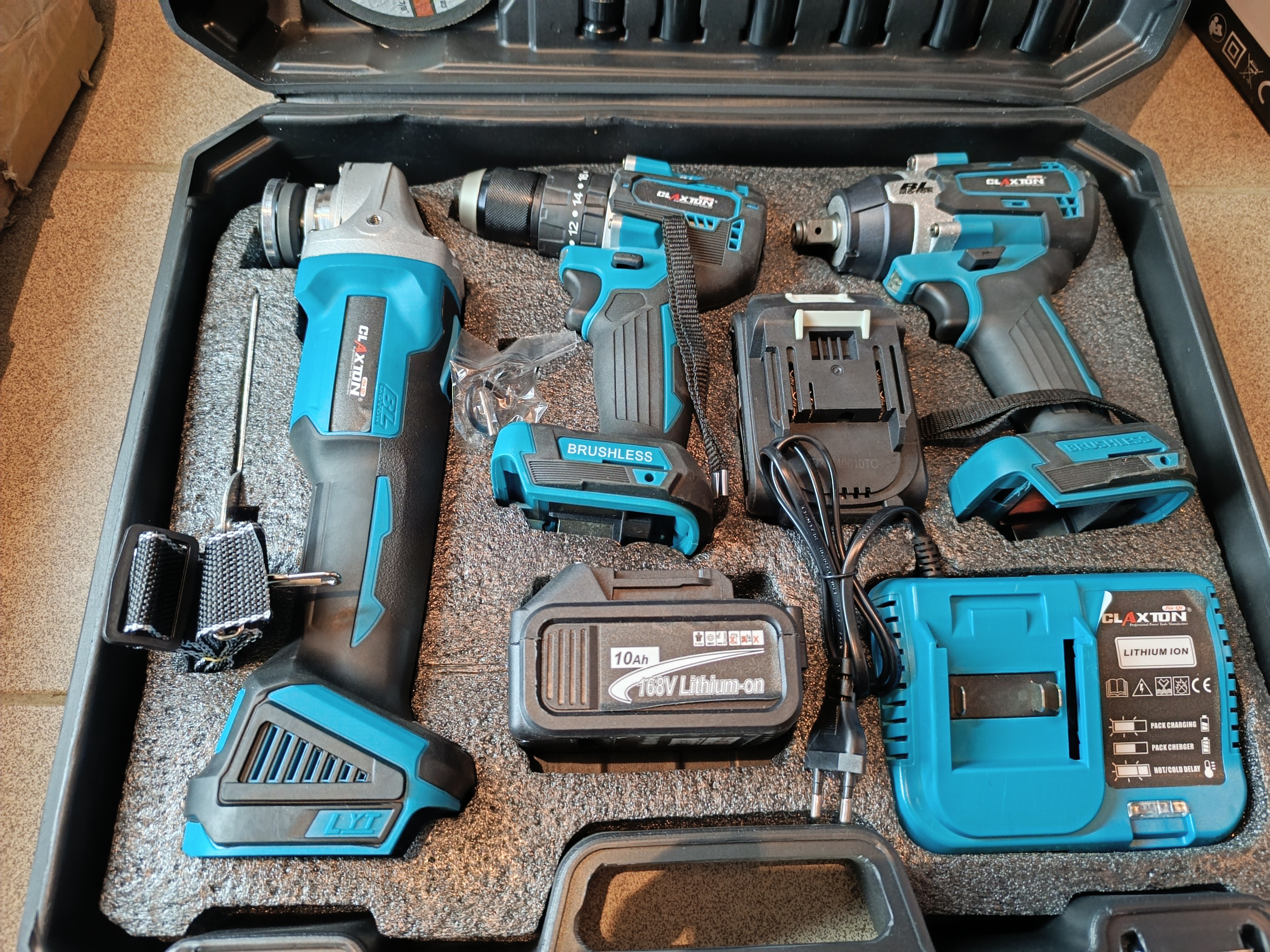 Akumuliatoriniu įrankių komplektas 3in1 GLAXTON 168V 10Ah