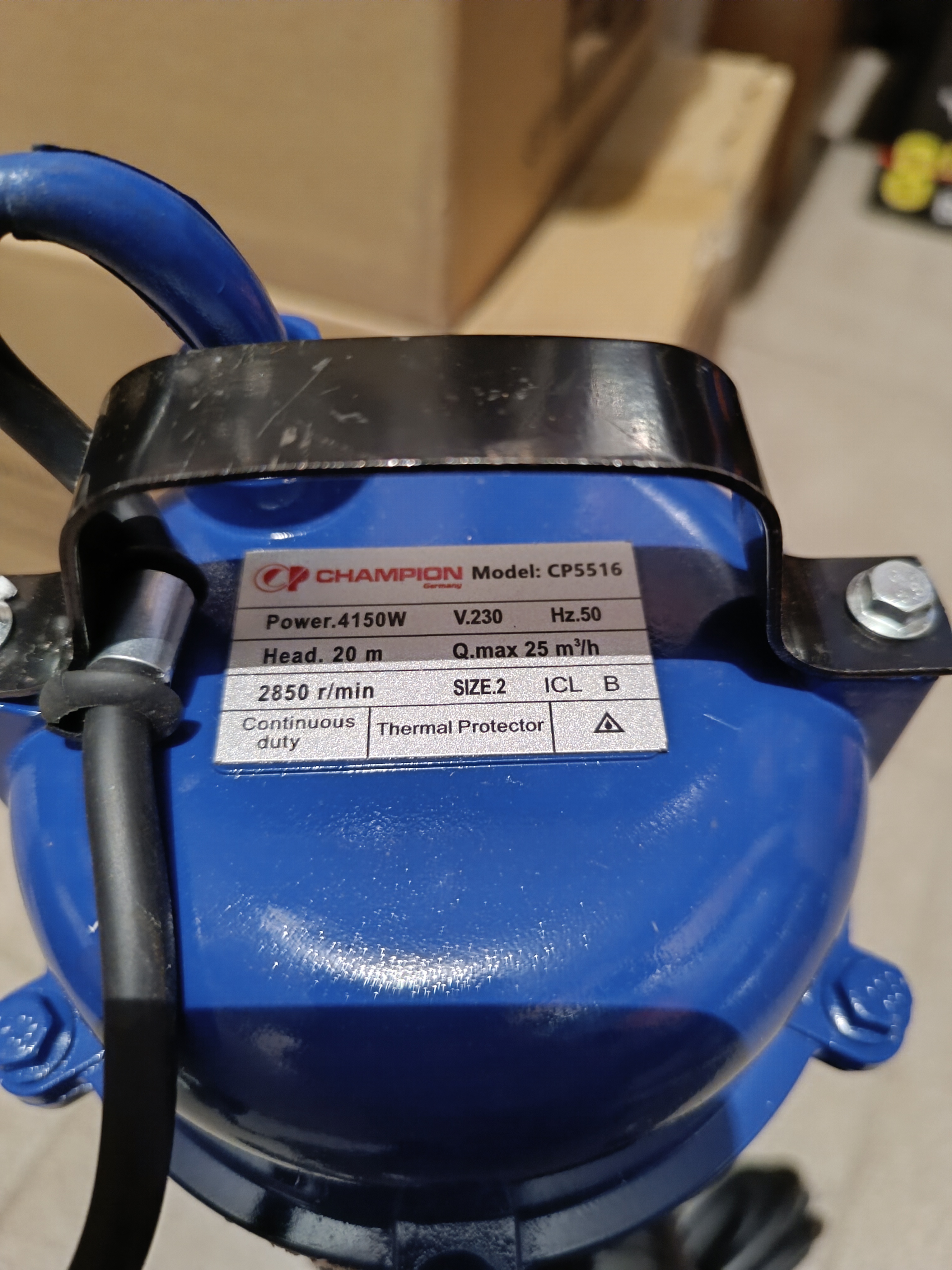 Panardinamas nuotekų siurblys su smulkintuvu 4150W CHAMPION CP-5516