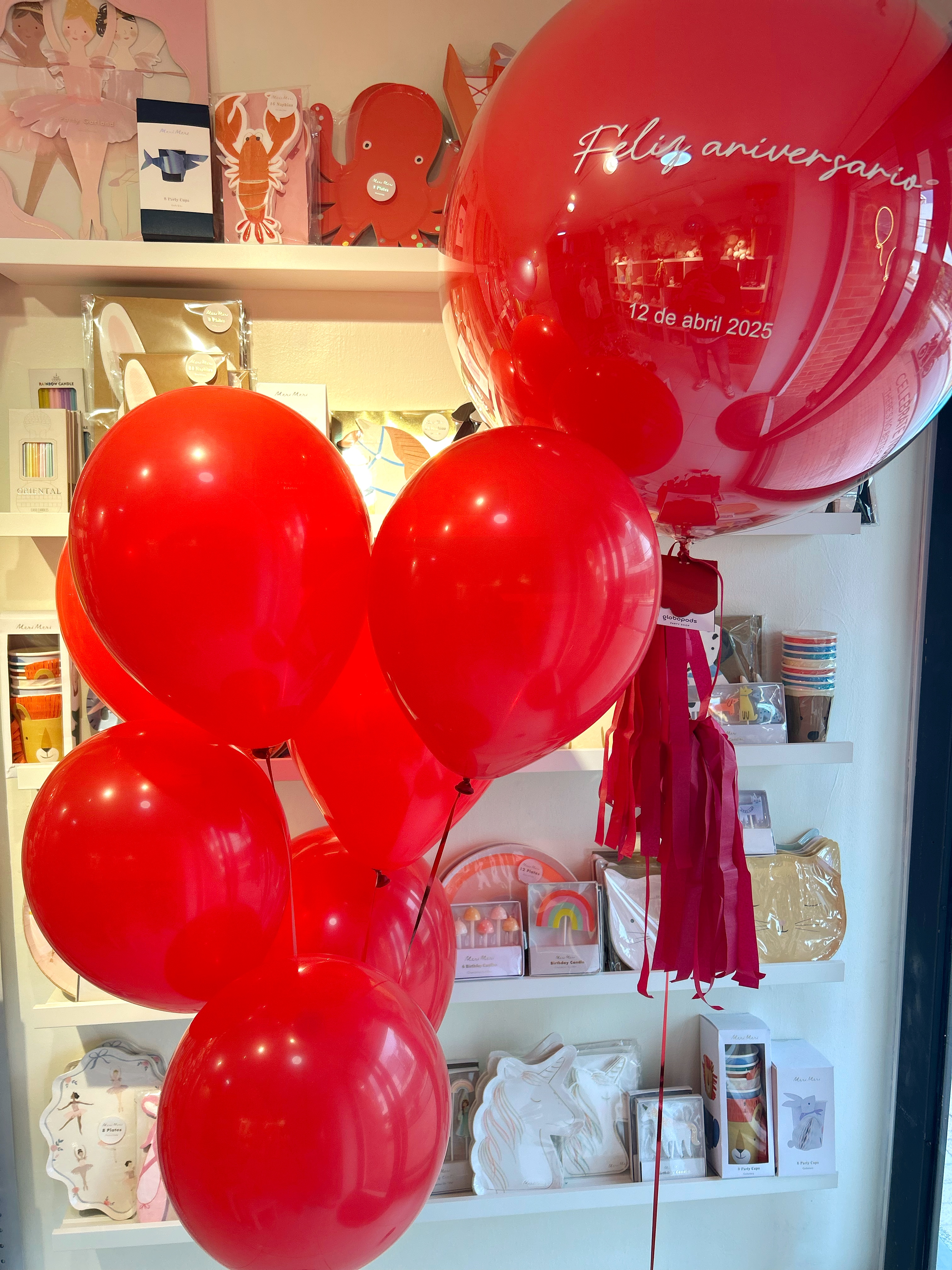 bouquet globo burbuja  'Feliz aniversario'