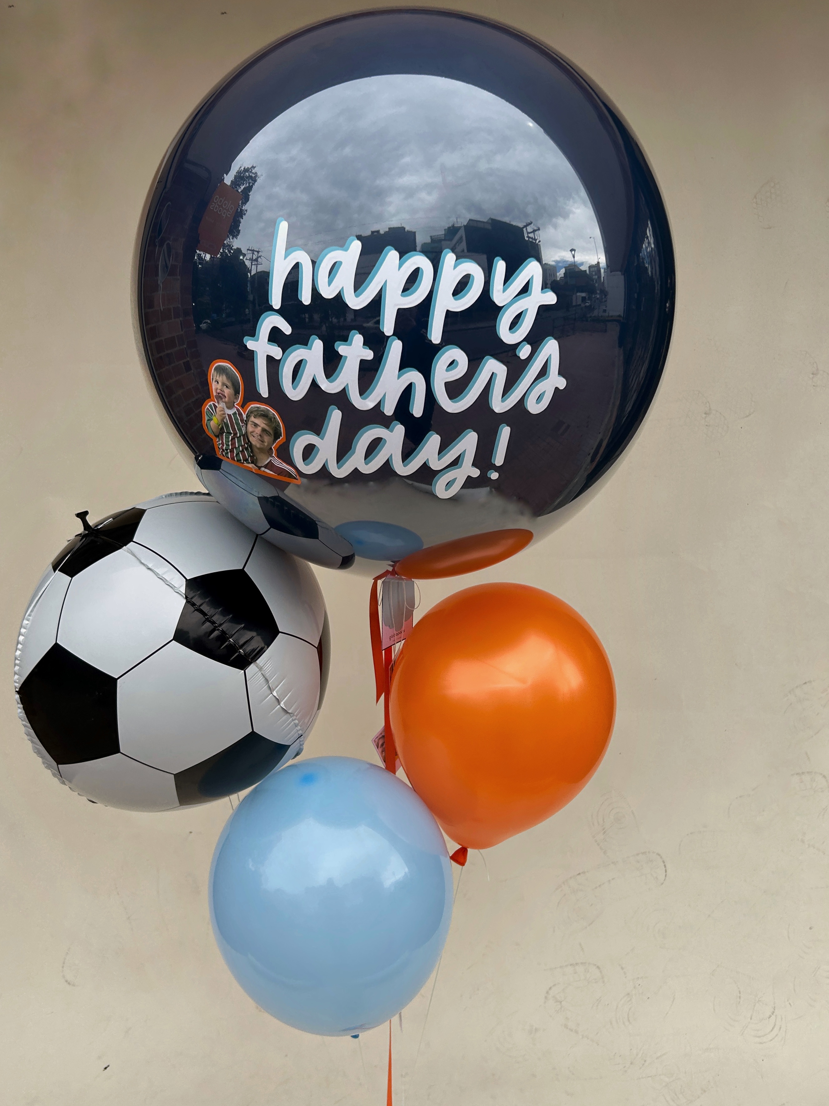 Globo happy fathers day 