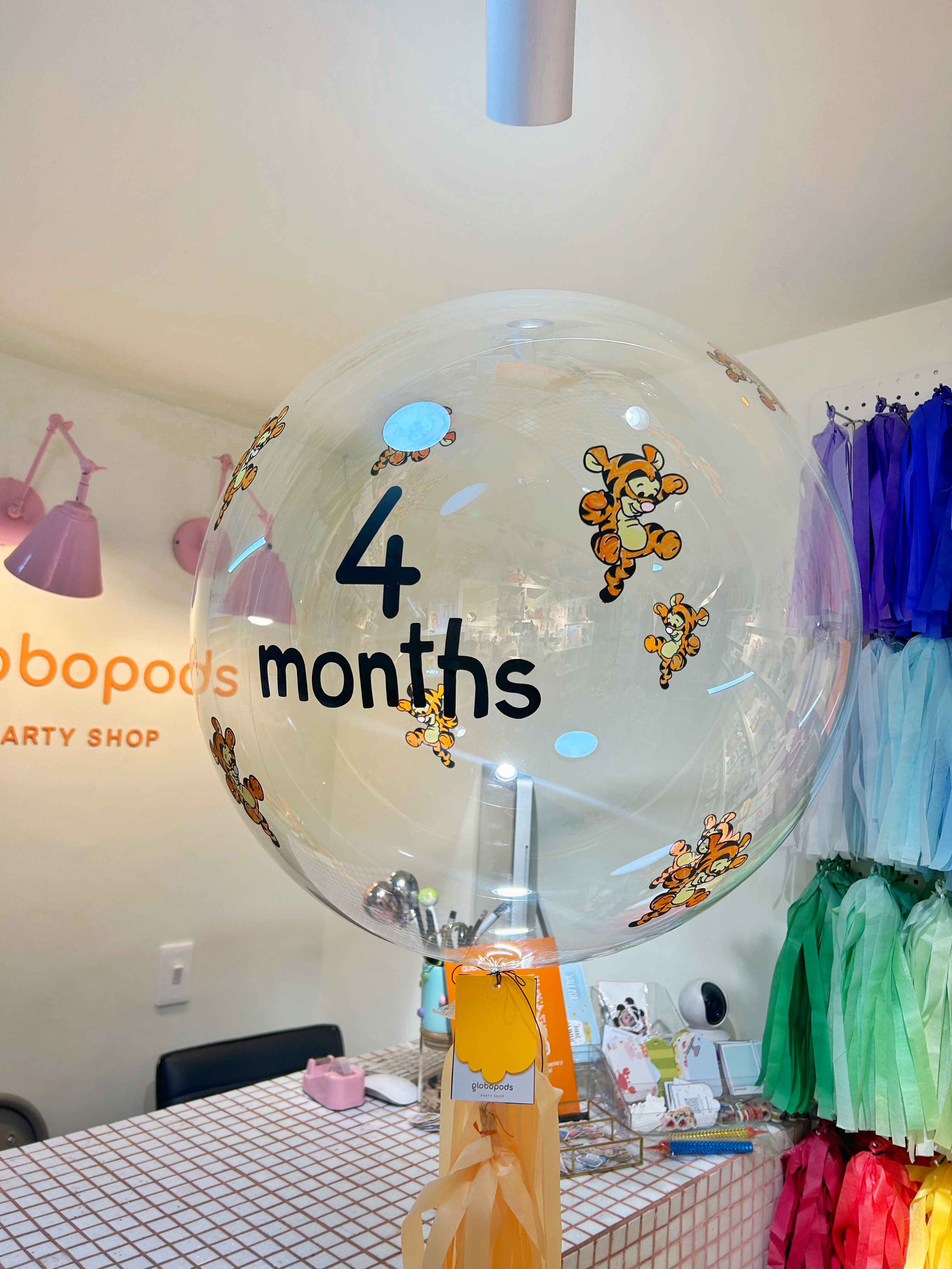 Globo burbuja meses Tigger
