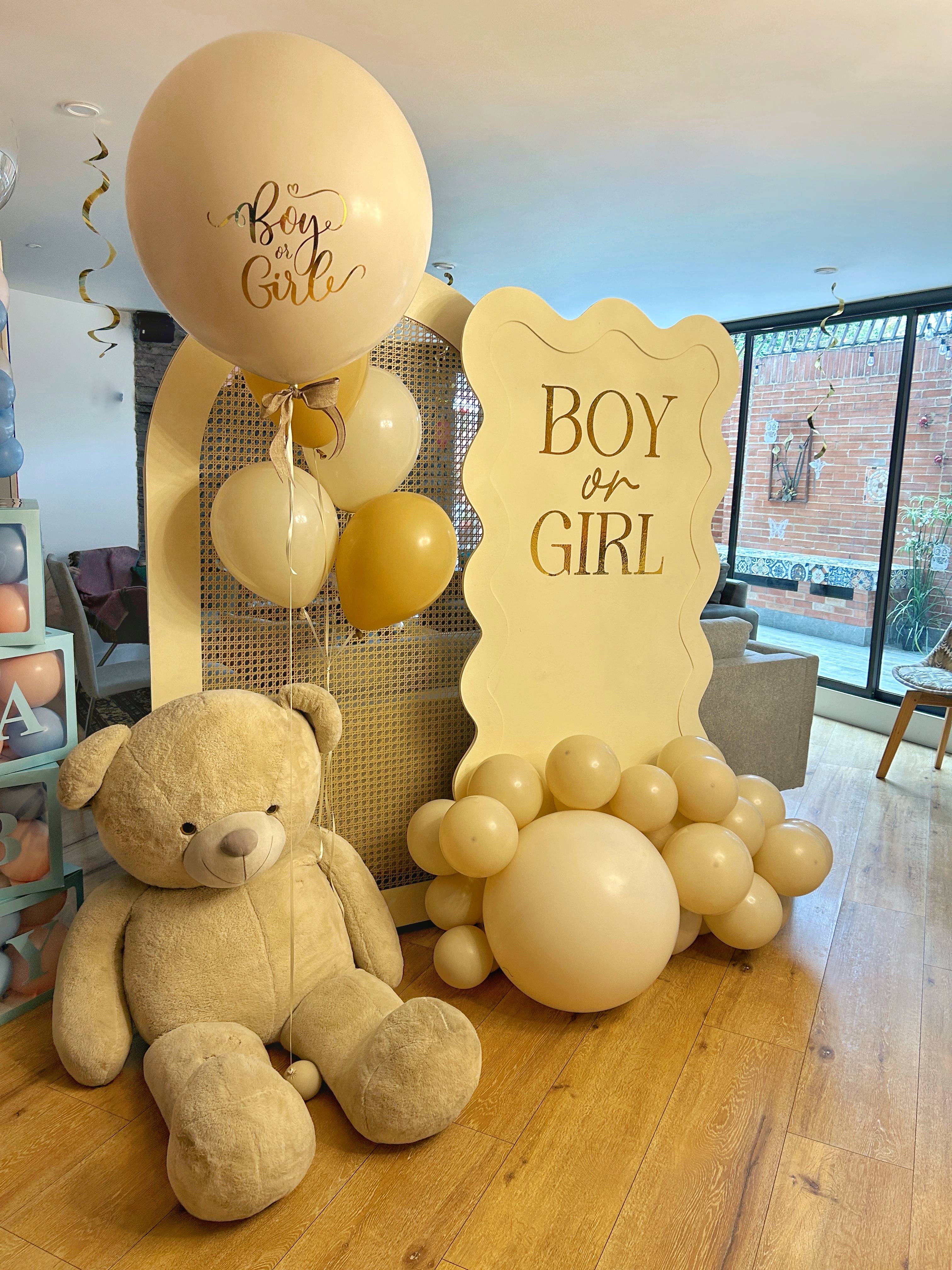 Globo Boy or Girl Beige