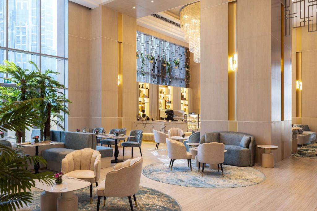 Hilton Dubai Al Habtoor City/ 5 étoiles ★★★★★