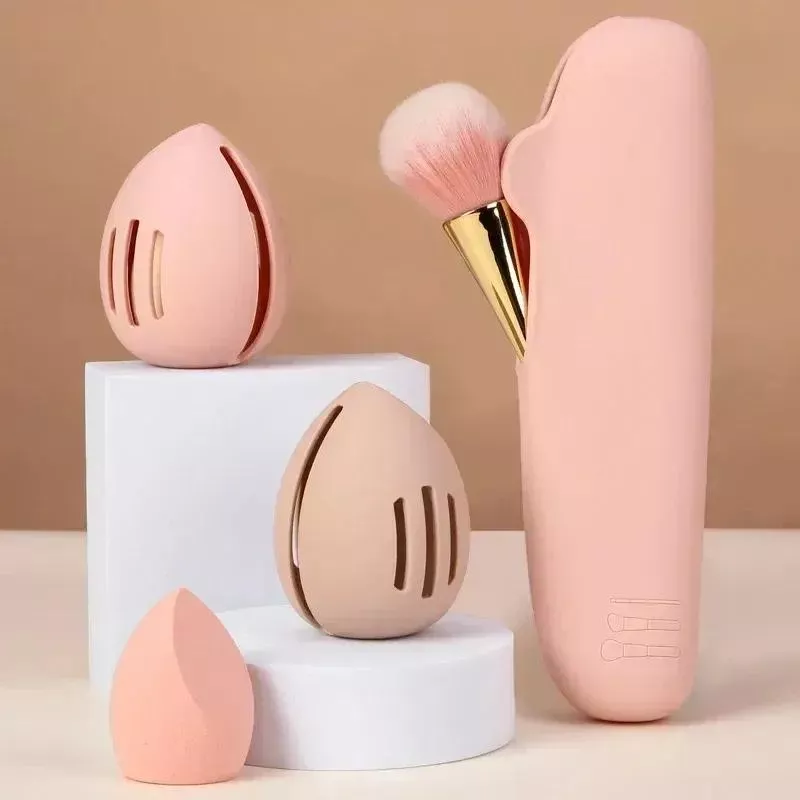 Makeup Brush Set with Cleaning Sponges