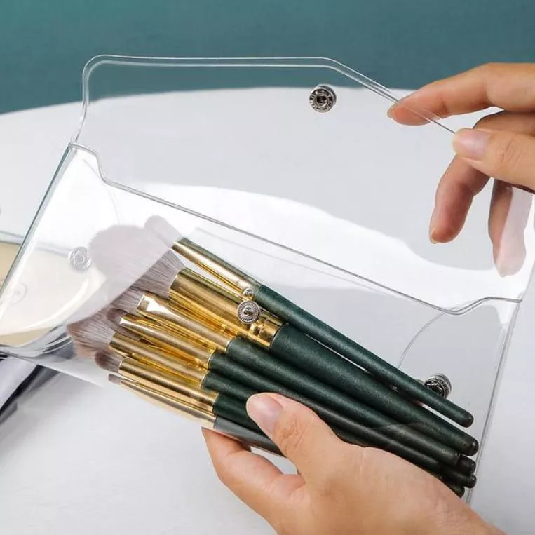 Makeup Brush Set with Transparent Case