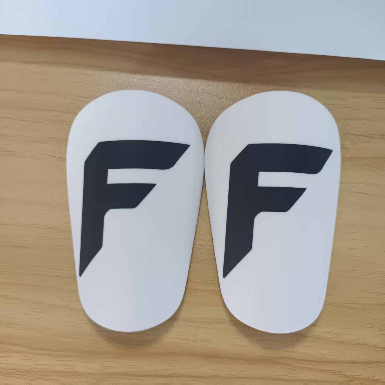 FootyTech shinguards - 3 pairs