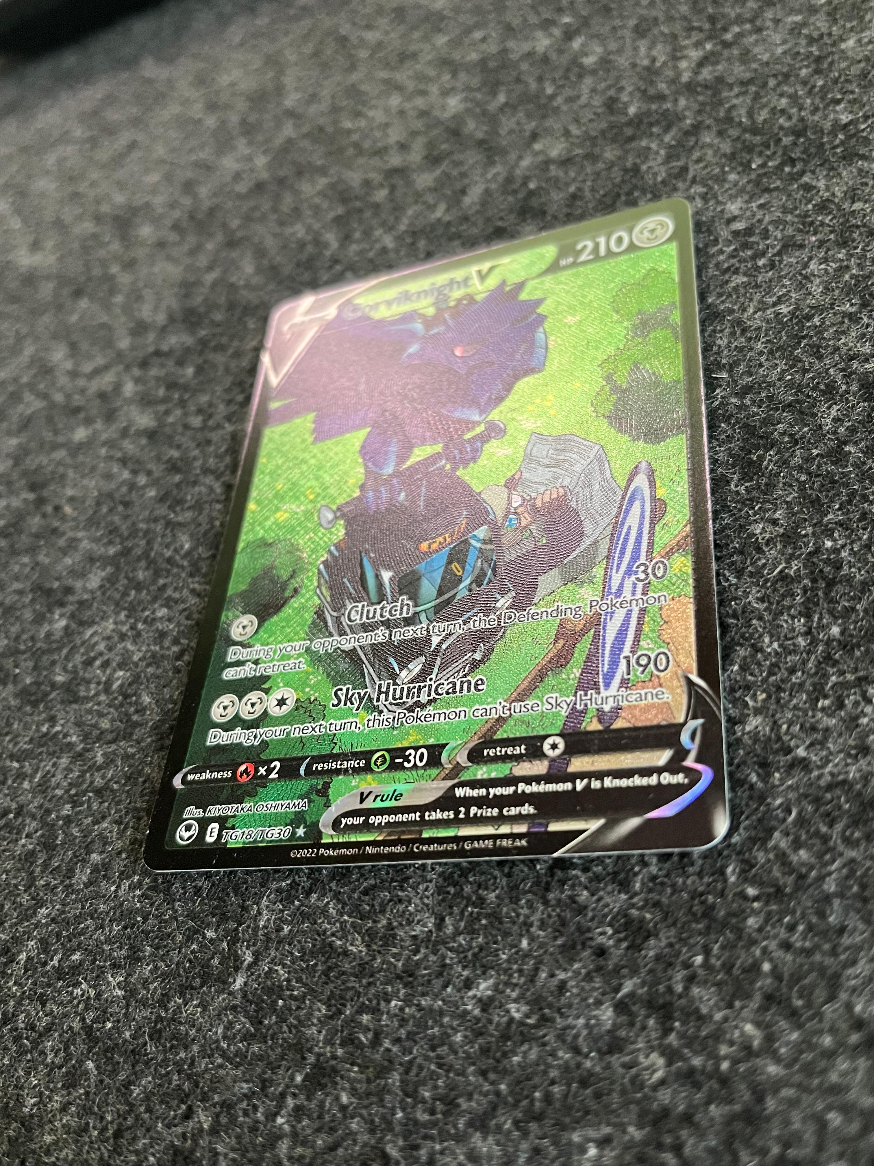 Carta De Corviknight V TG18/TG30 Silver Tempest ING