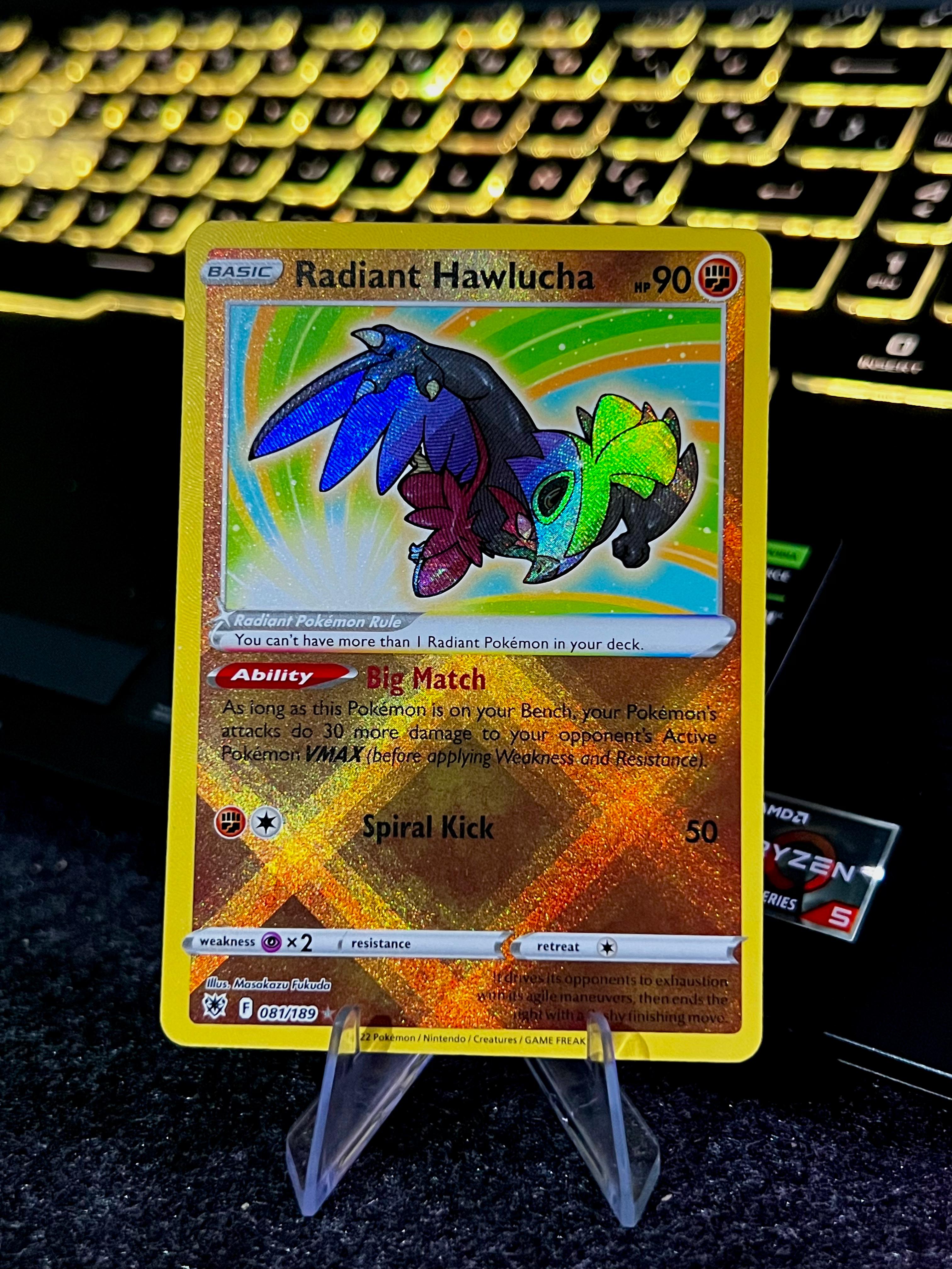 Carta de Radiant Hawlucha 81/189 Astral Radiance ING