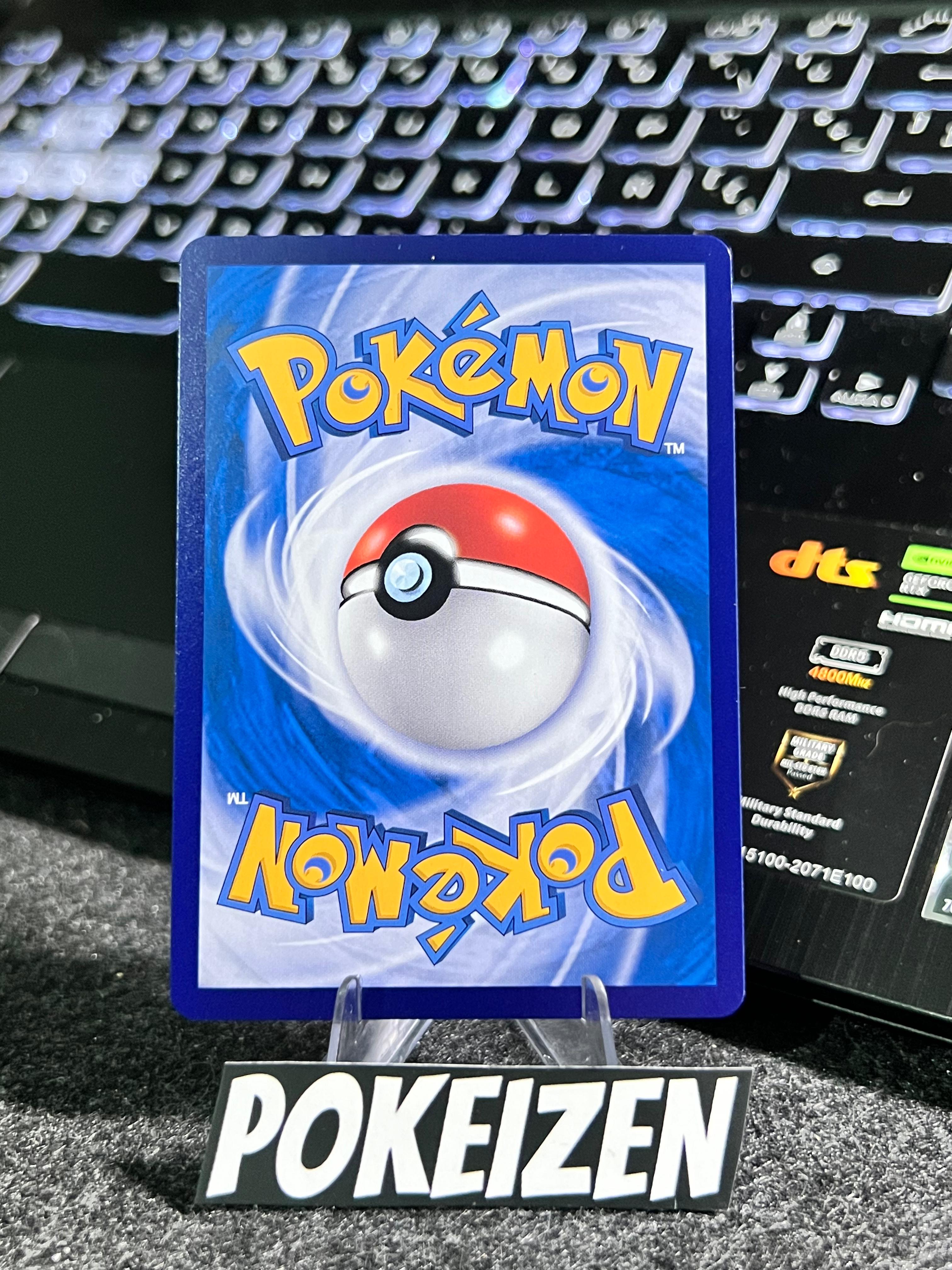 Carta De Genesect V 143/132 cs4bC CHI