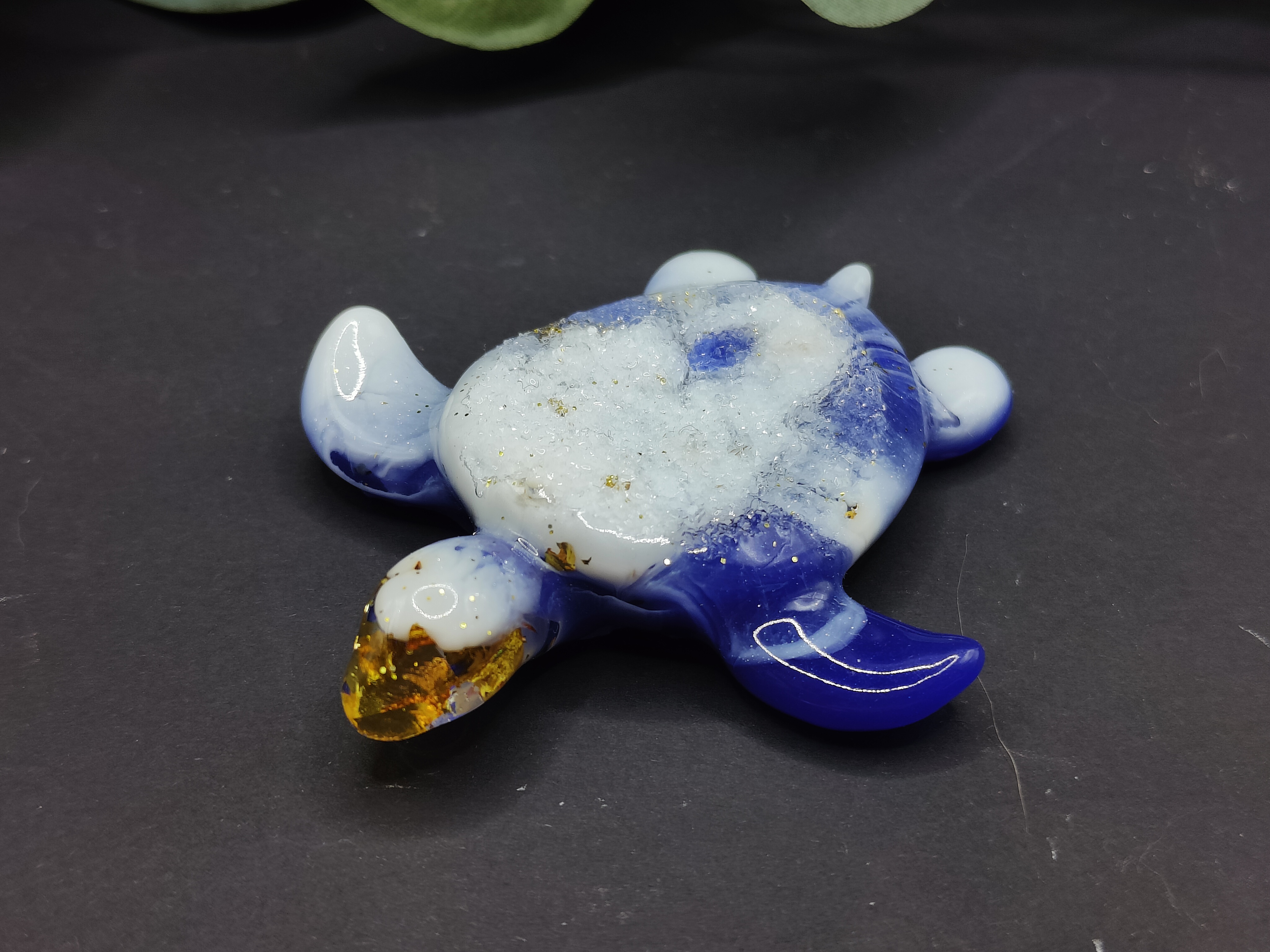 Schildkröte mit Kristallrücken