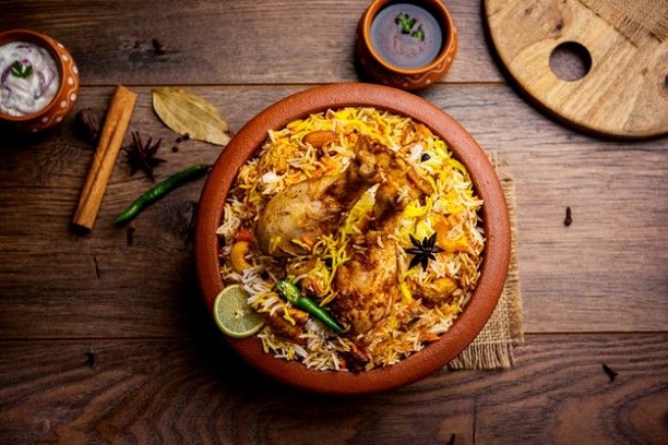 Anna's Royal Handi Murg Biryani
