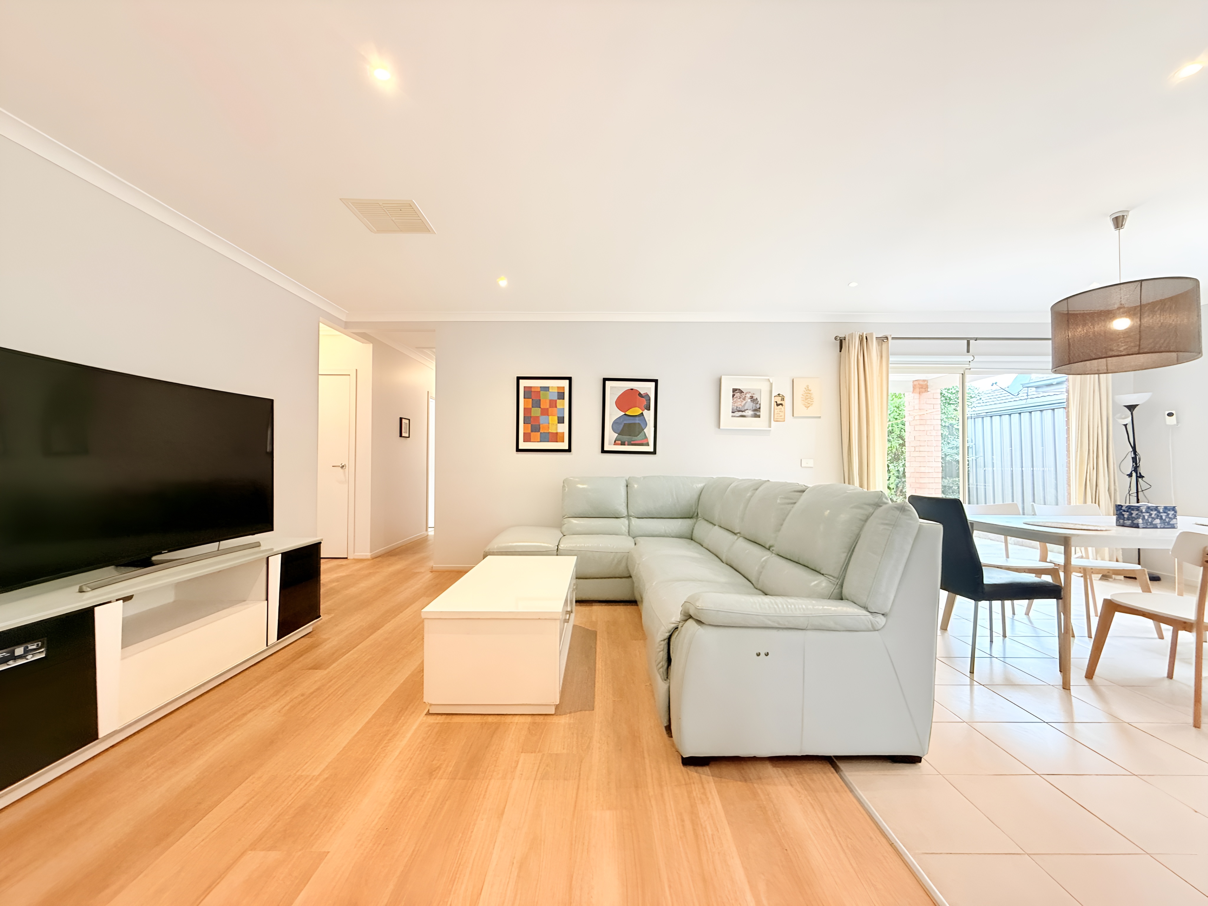 Rifflebird Drive Tarneit