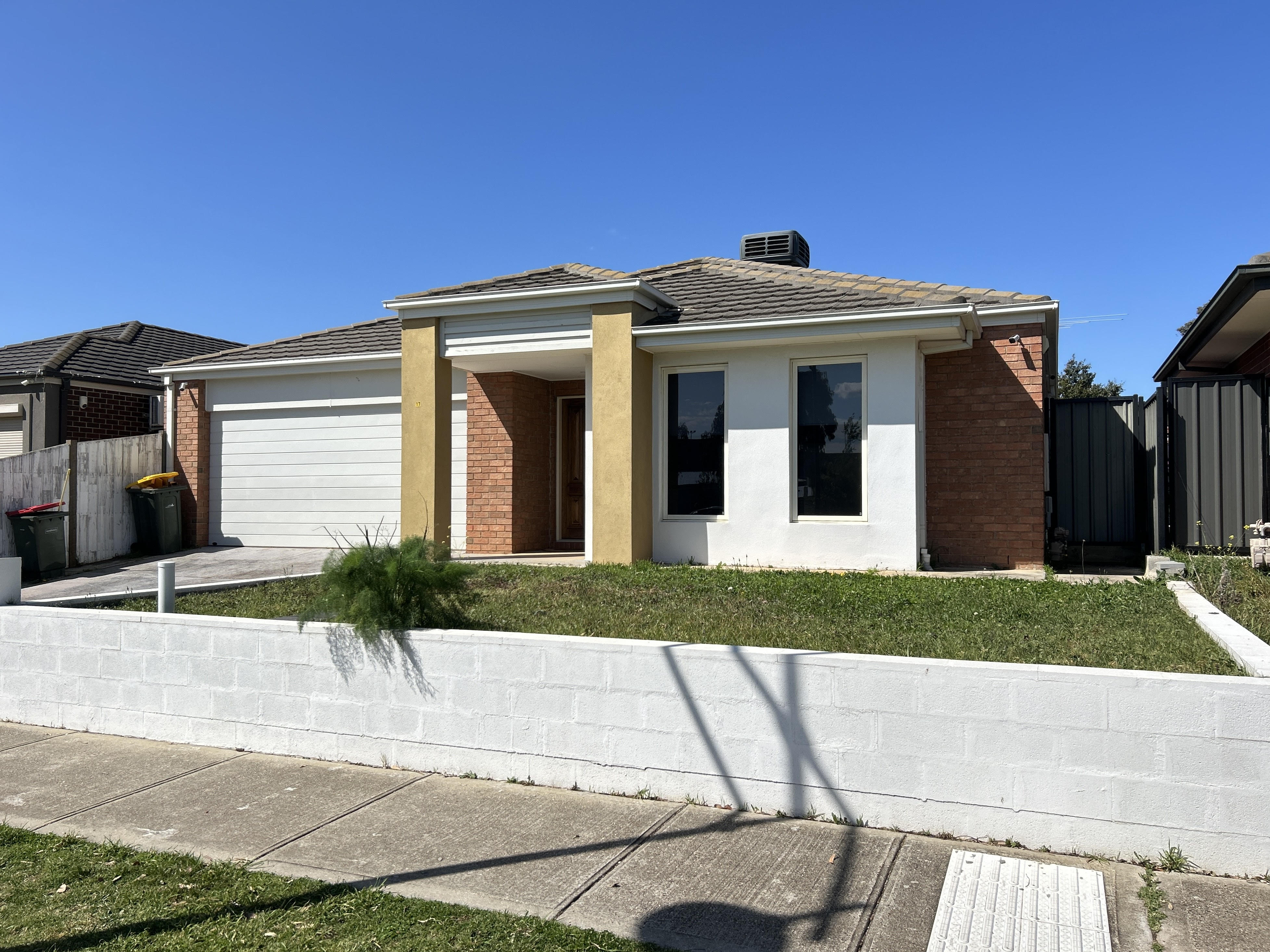 Rifflebird Drive Tarneit
