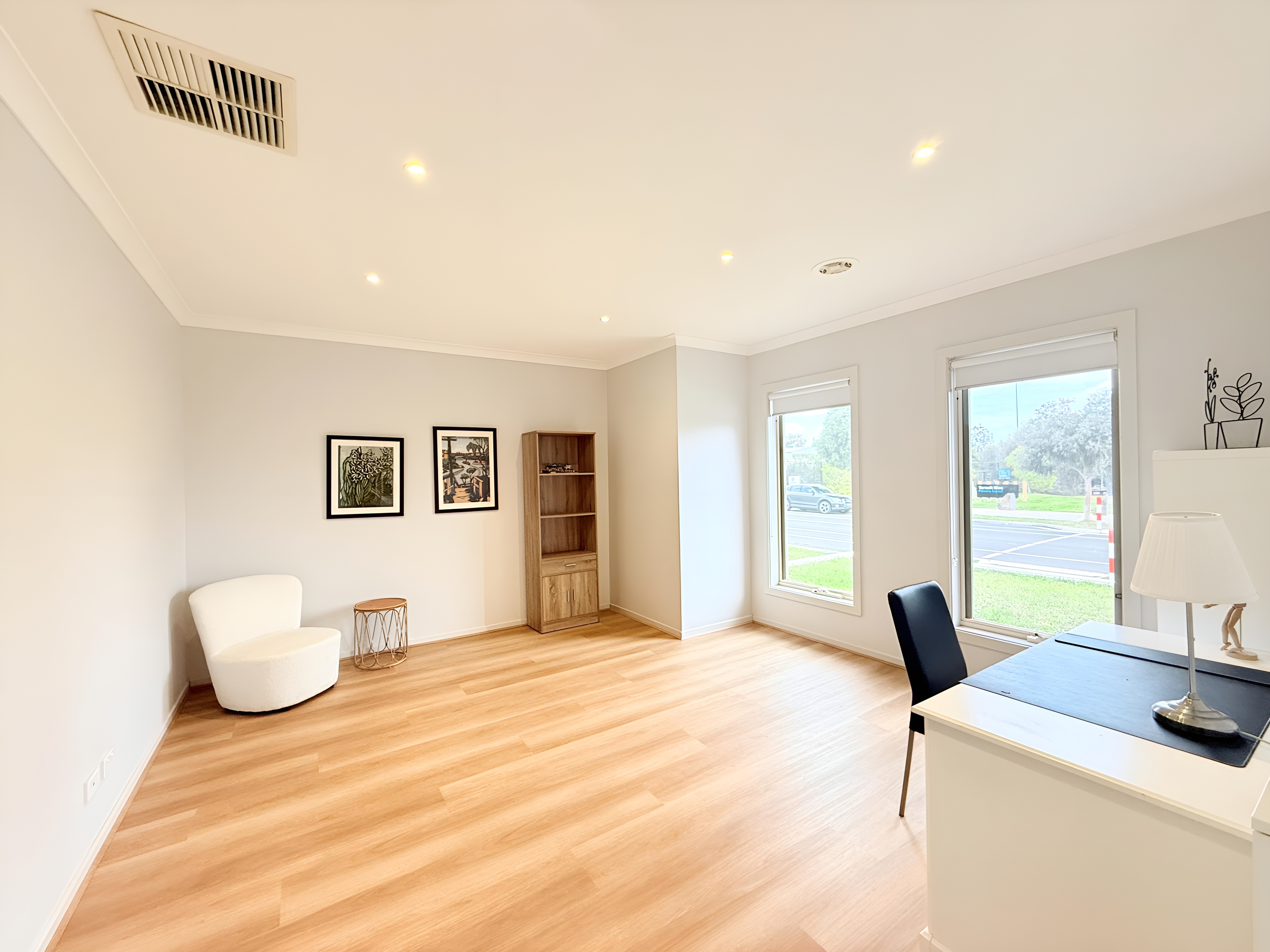 Rifflebird Drive Tarneit