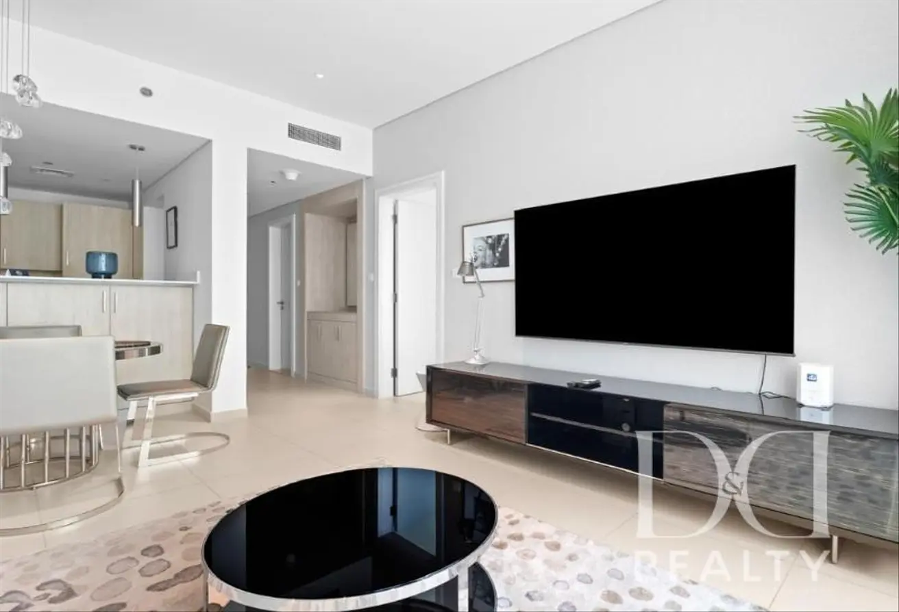VACANT | Upgraded | West Beach