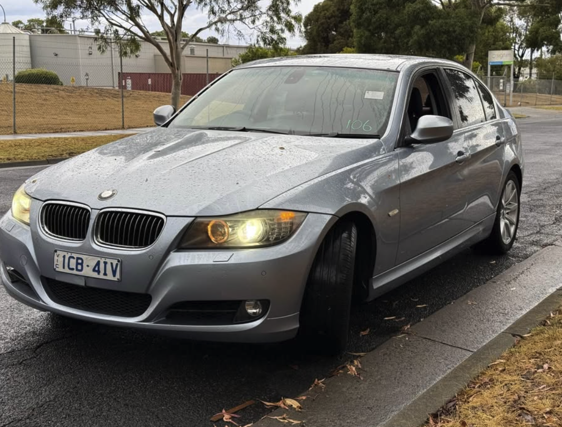 BMW 325i E90