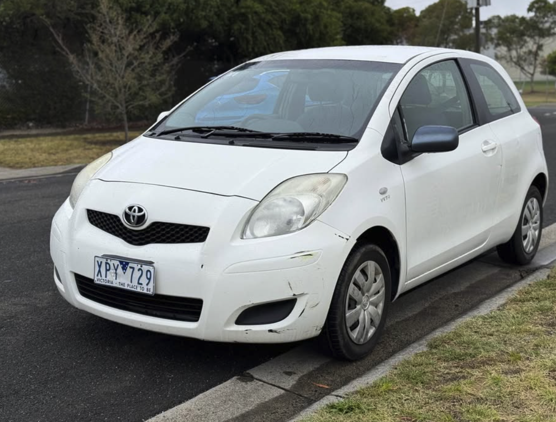 Toyota Yaris YR
