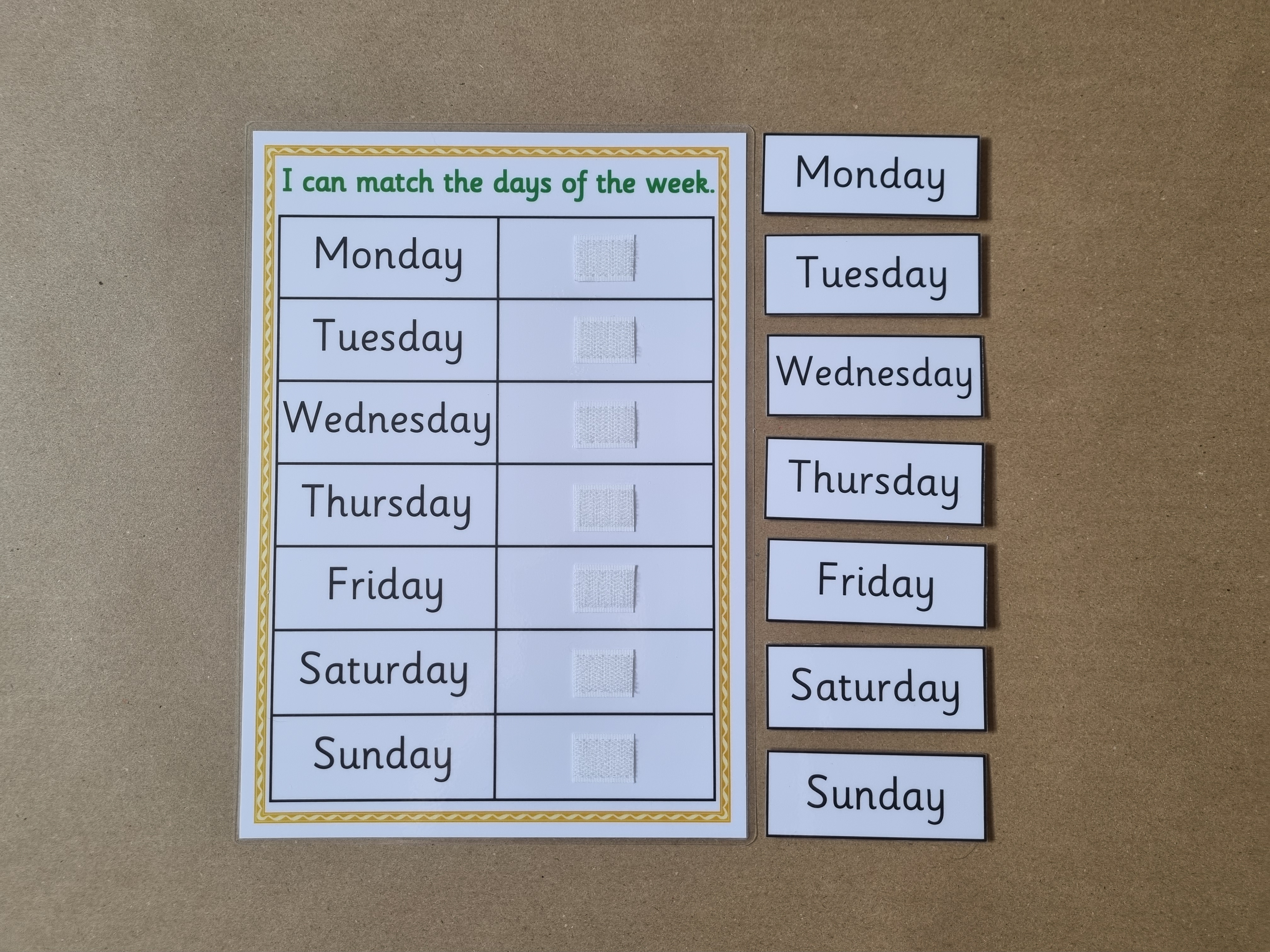 Days of the week matching game 